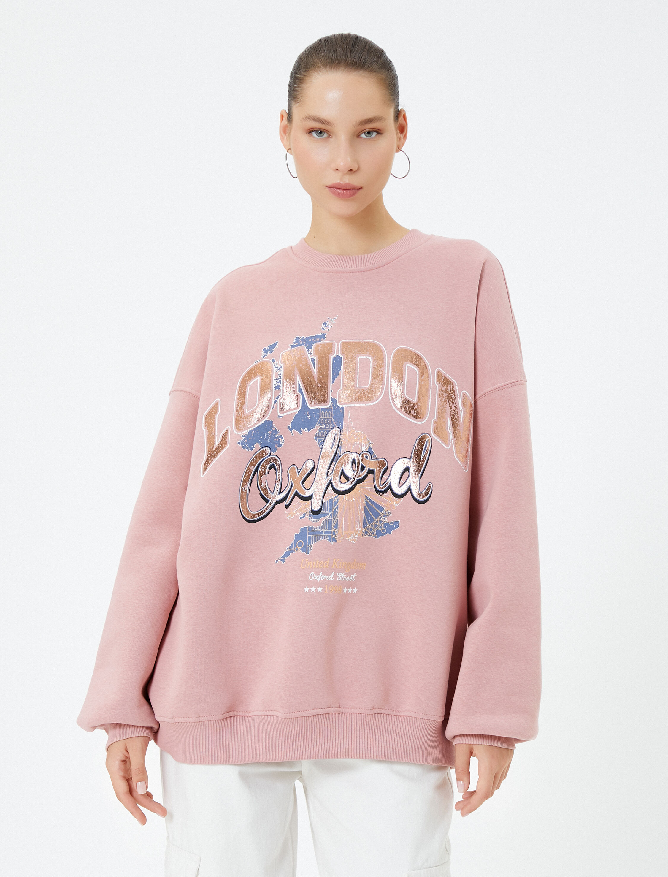   Kolej Sweatshirt Şardonlu Rahat Kalıp Uzun Parıltılı Baskılı Pamuklu