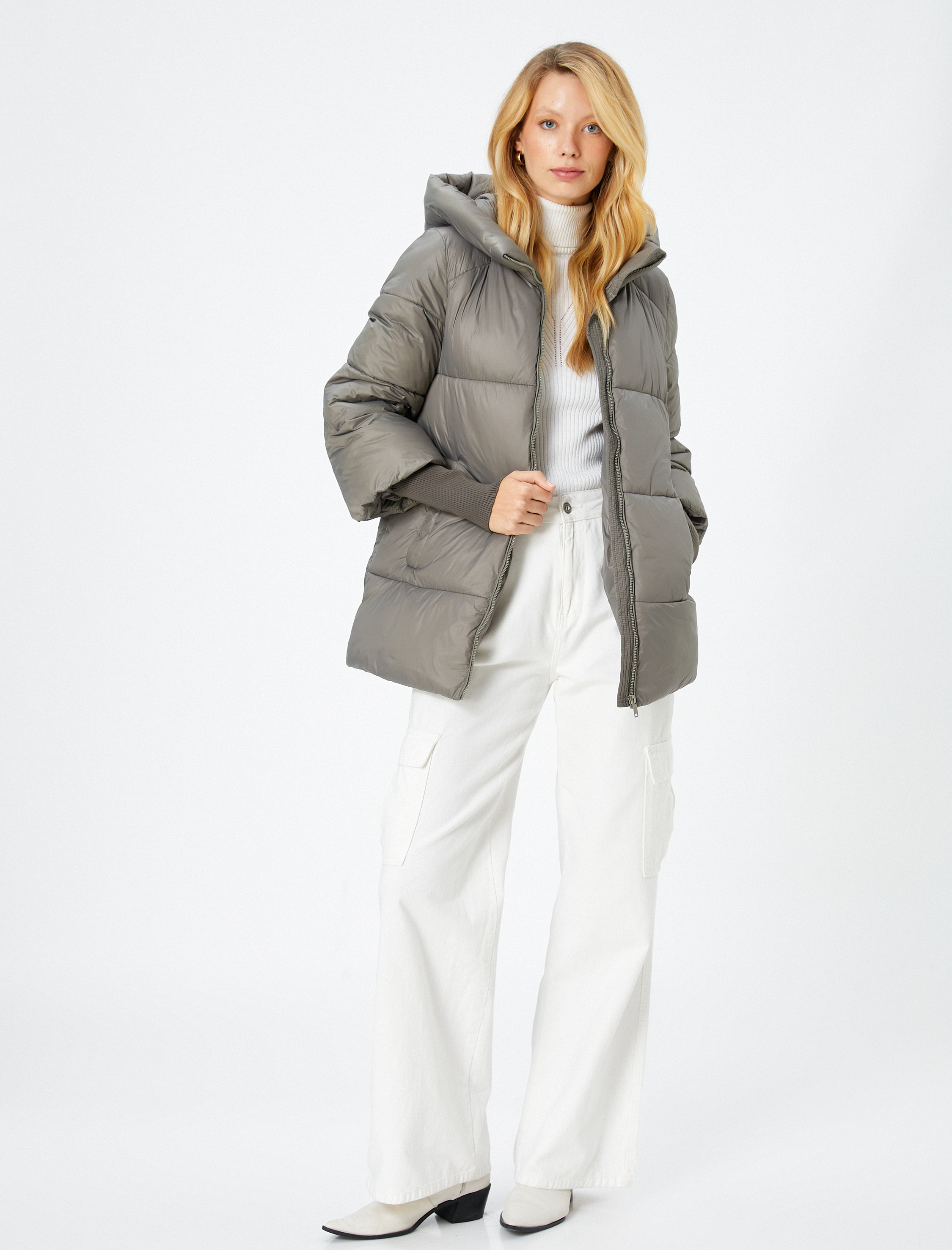   Şişme Mont Kapüşonlu Fermuarlı Ribanalı