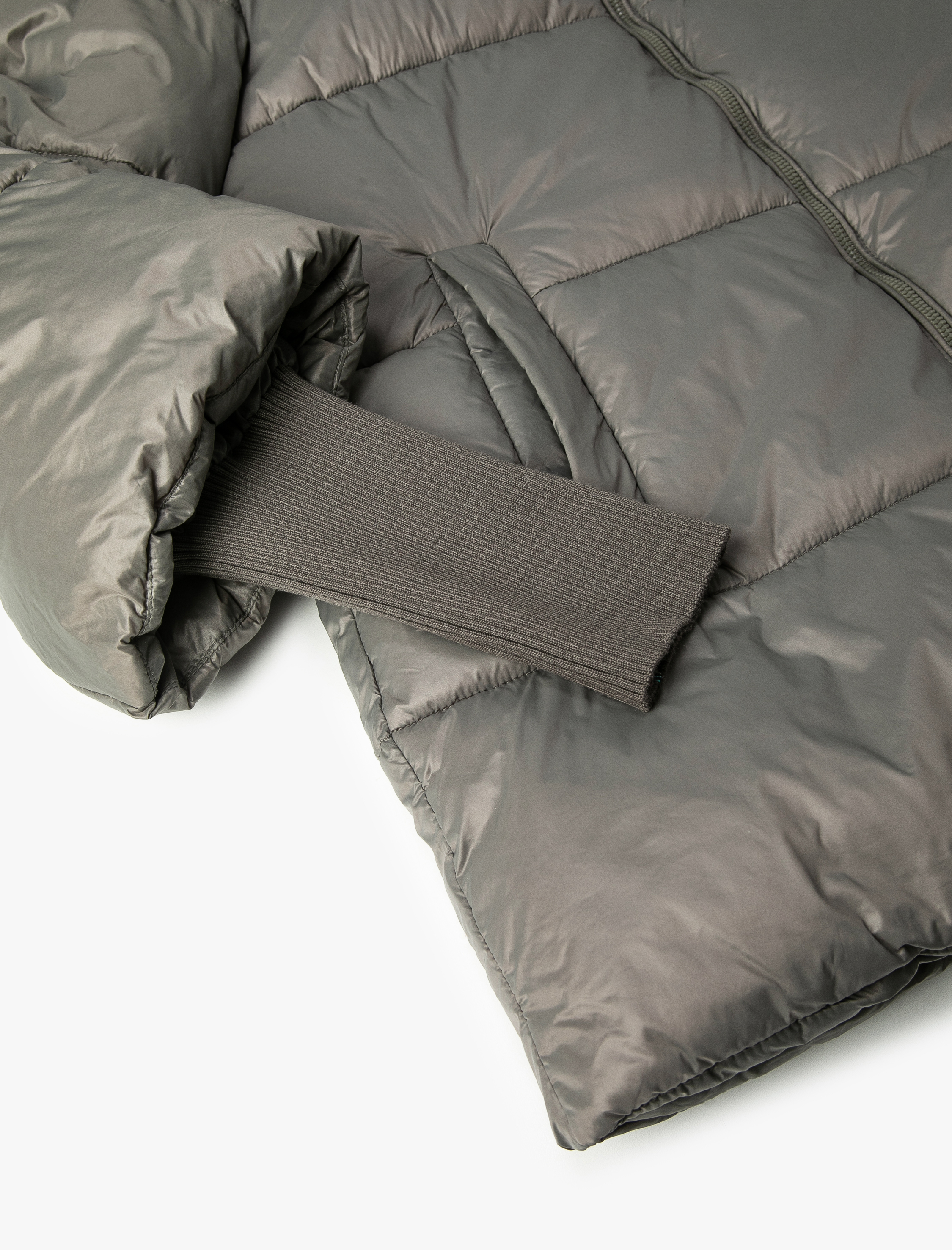   Şişme Mont Kapüşonlu Fermuarlı Ribanalı