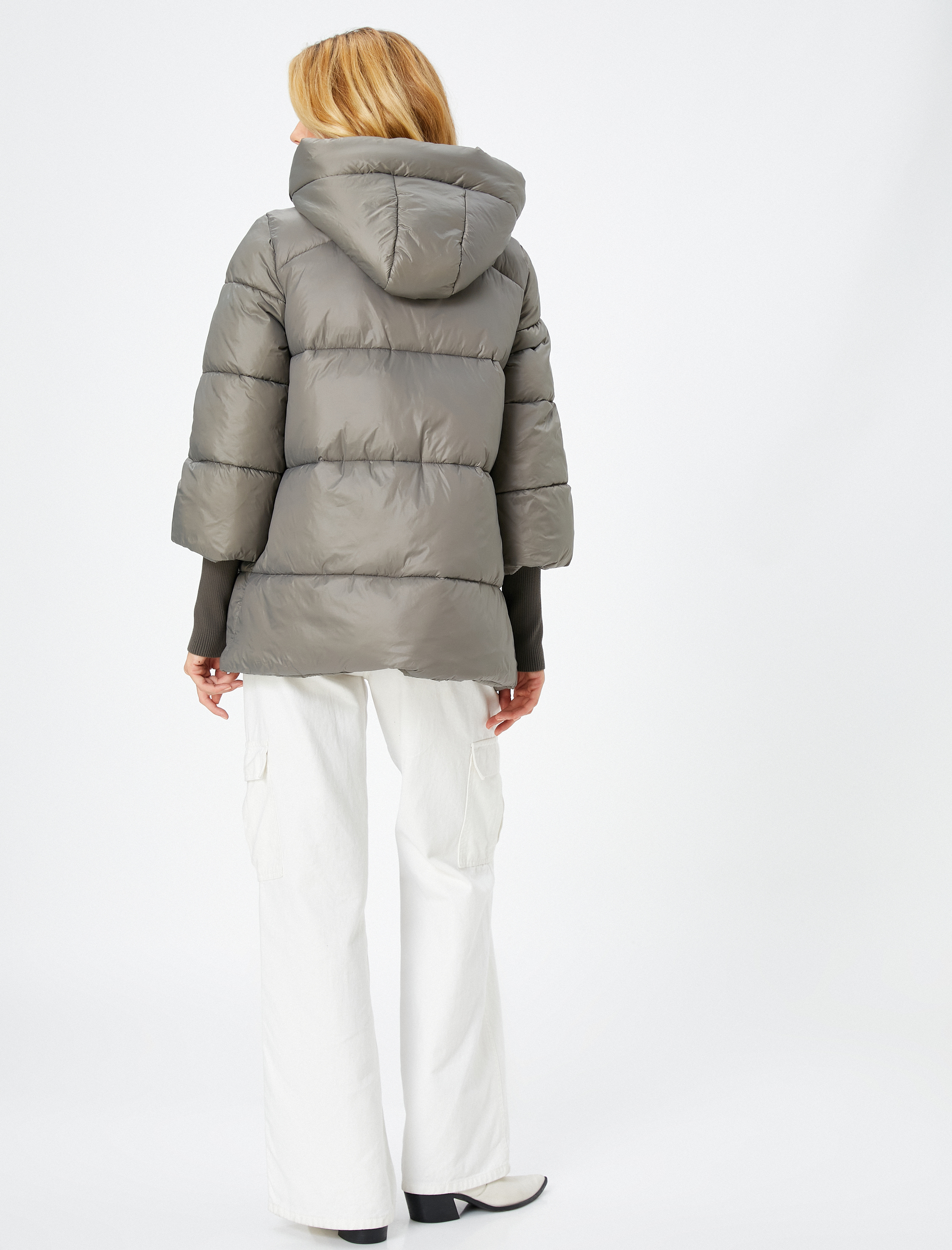   Şişme Mont Kapüşonlu Fermuarlı Ribanalı