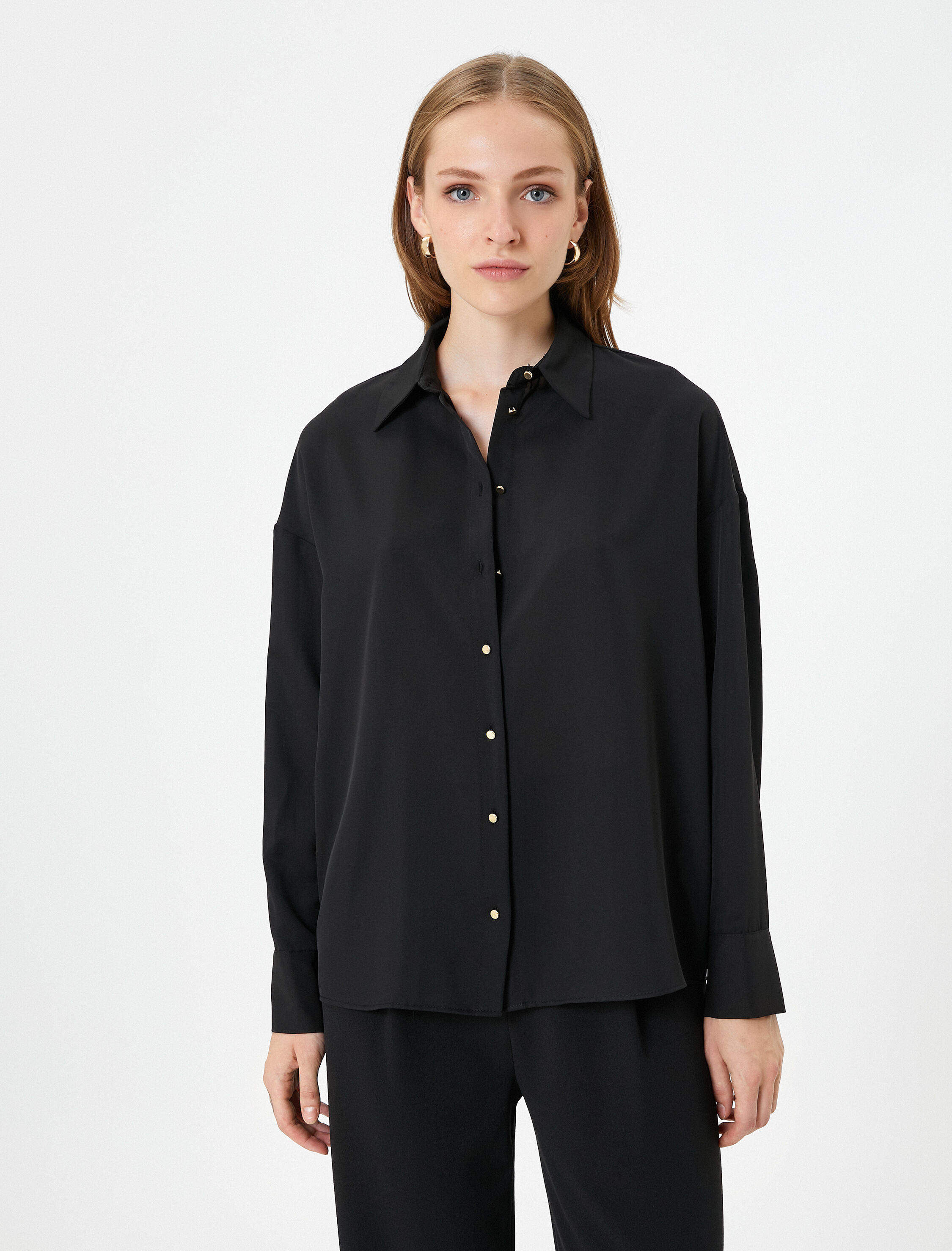   Uzun Kollu Gömlek Düğmeli Klasik Yaka