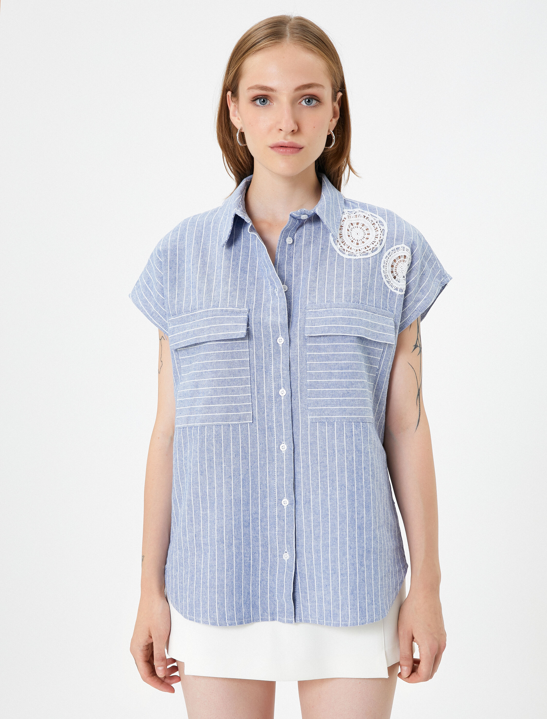   Keten Gömlek Kroşe Detaylı Kapaklı Cepli Düğmeli