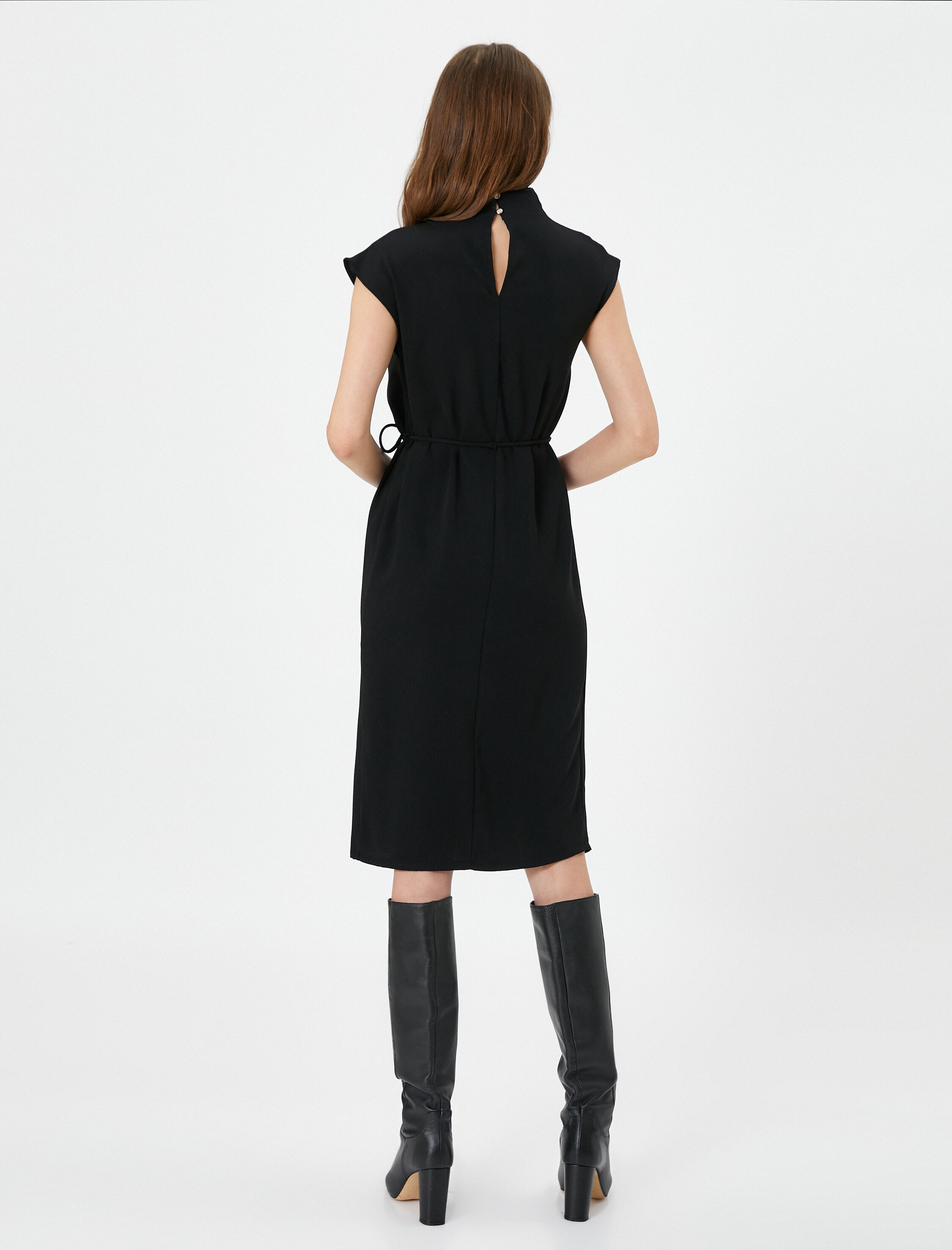   Midi Elbise Degaje Yaka Beli Bağlama Detaylı Kısa Kollu