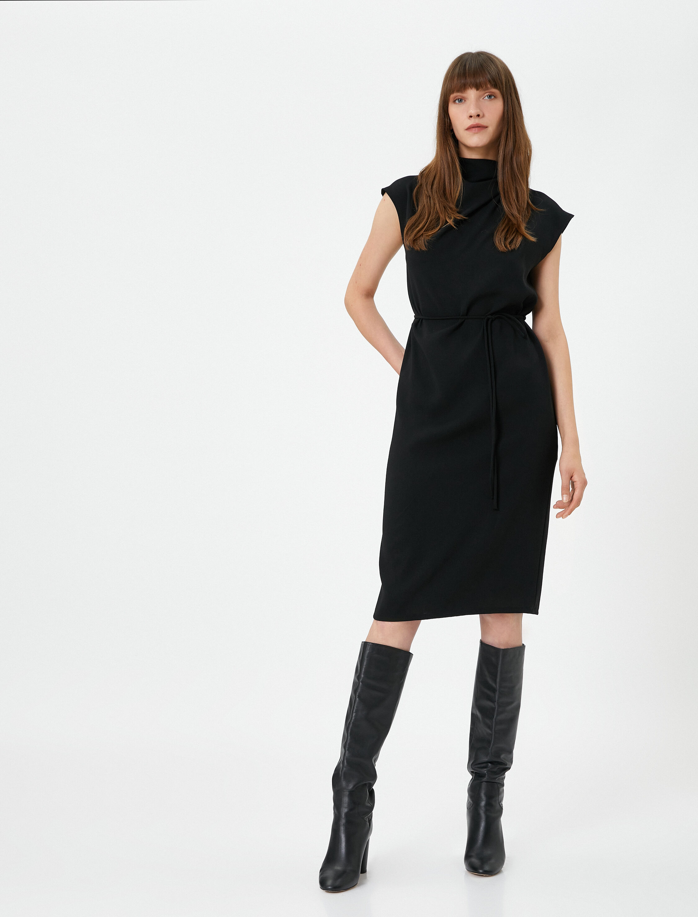   Midi Elbise Degaje Yaka Beli Bağlama Detaylı Kısa Kollu