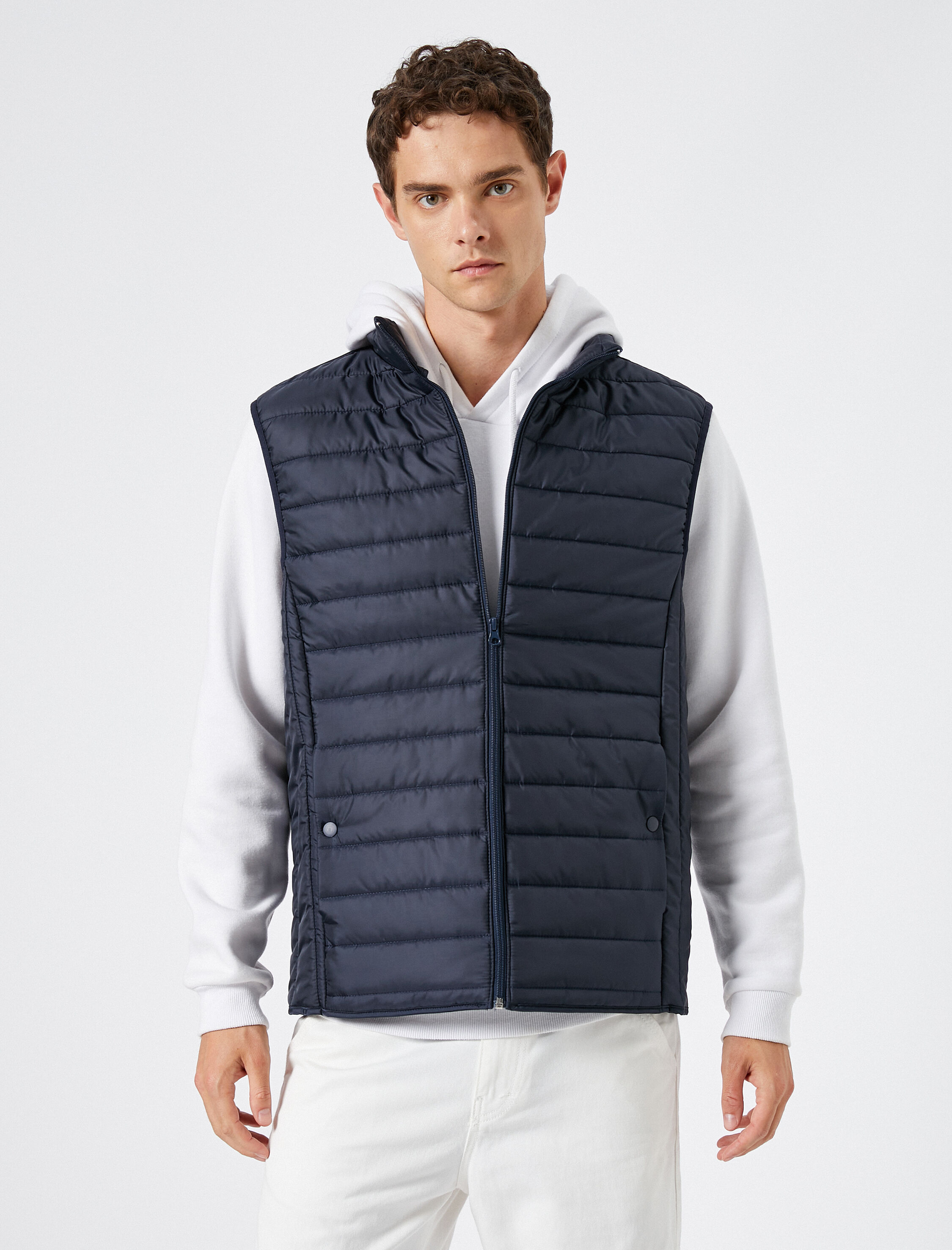   Şişme Yelek Dik Yaka Cep Detaylı Fermuarlı