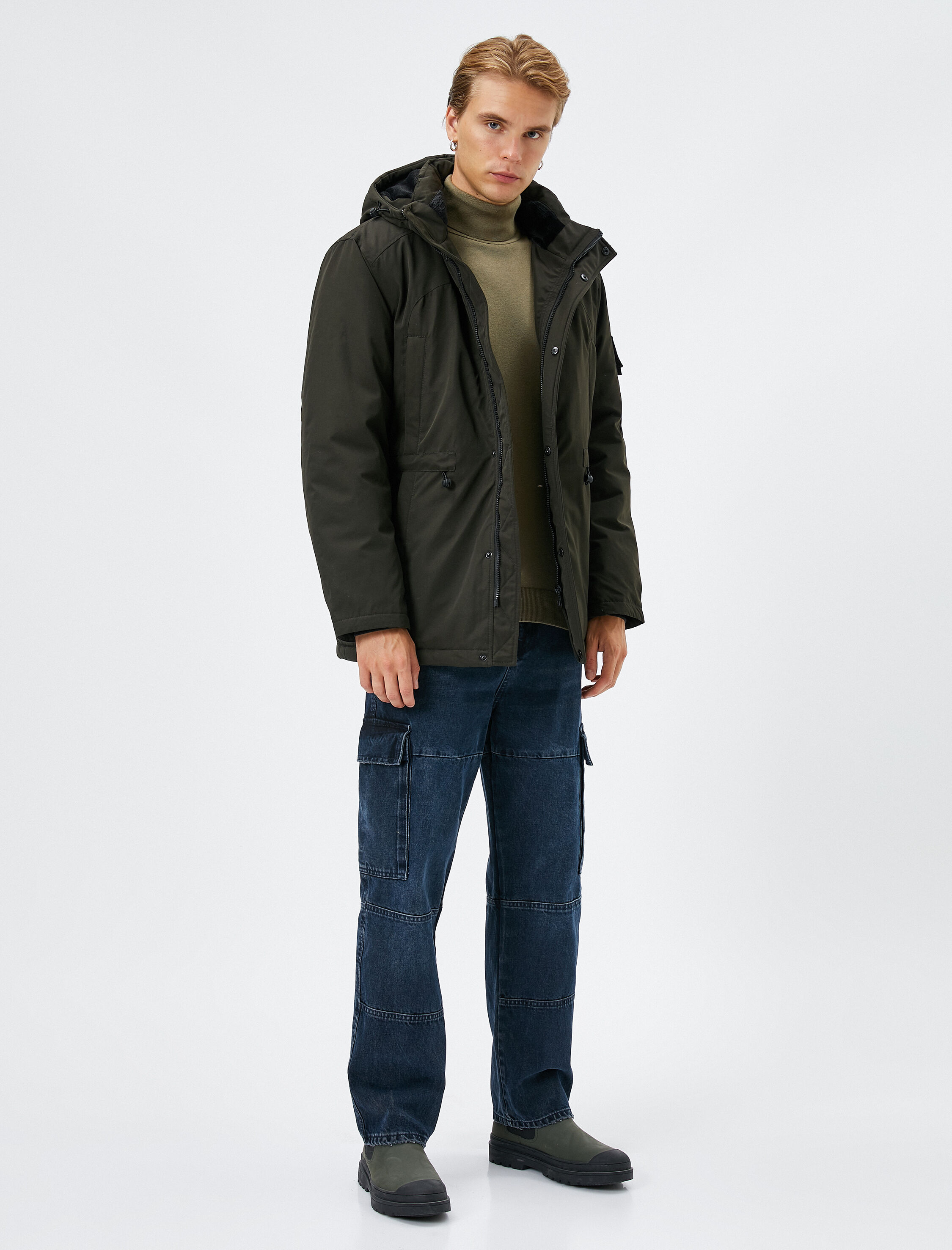   Kapşonlu Anorak Mont Cep Detaylı Çıtçıt Düğmeli