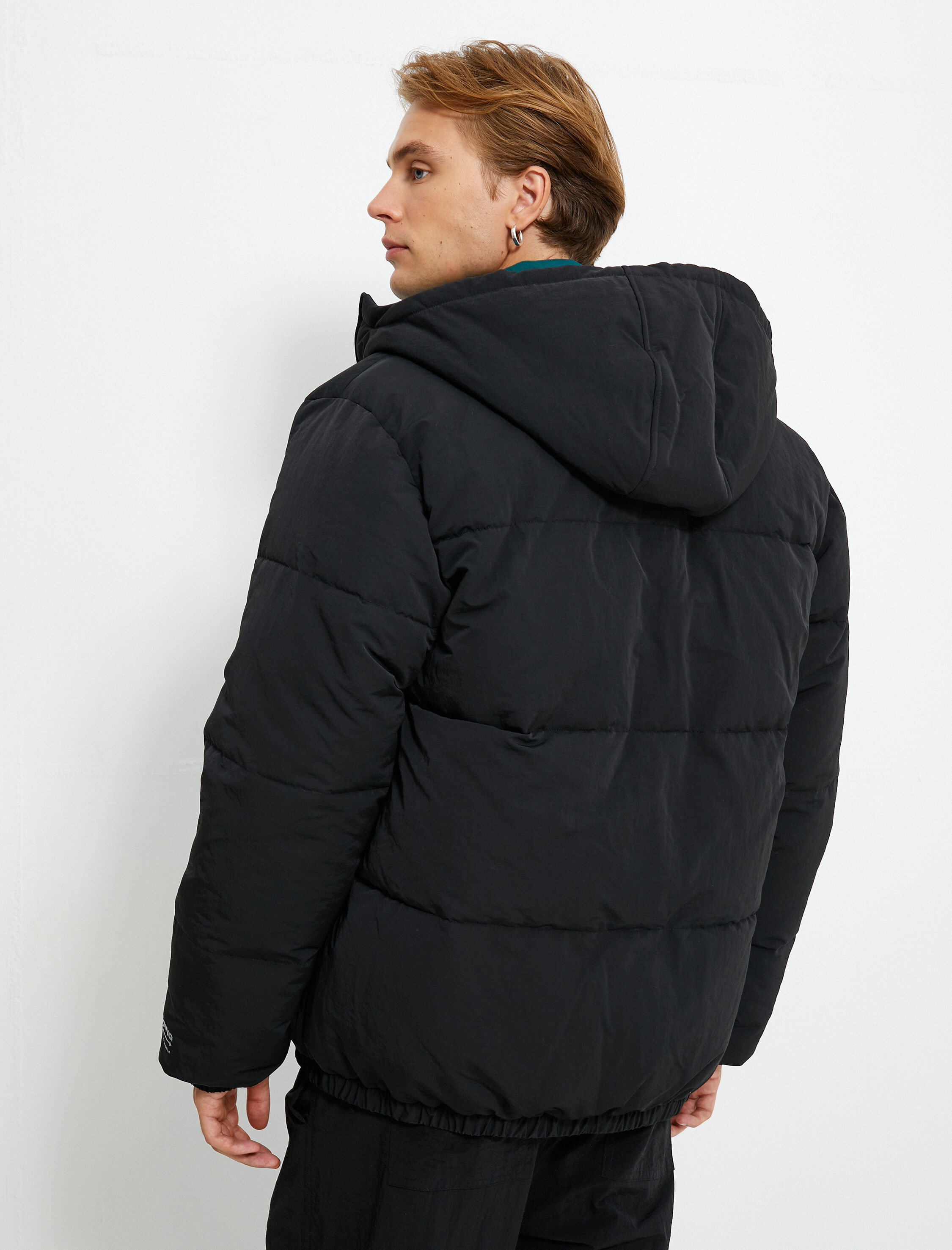   Şişme Mont Kapşonlu Cep Detaylı Fermuarlı