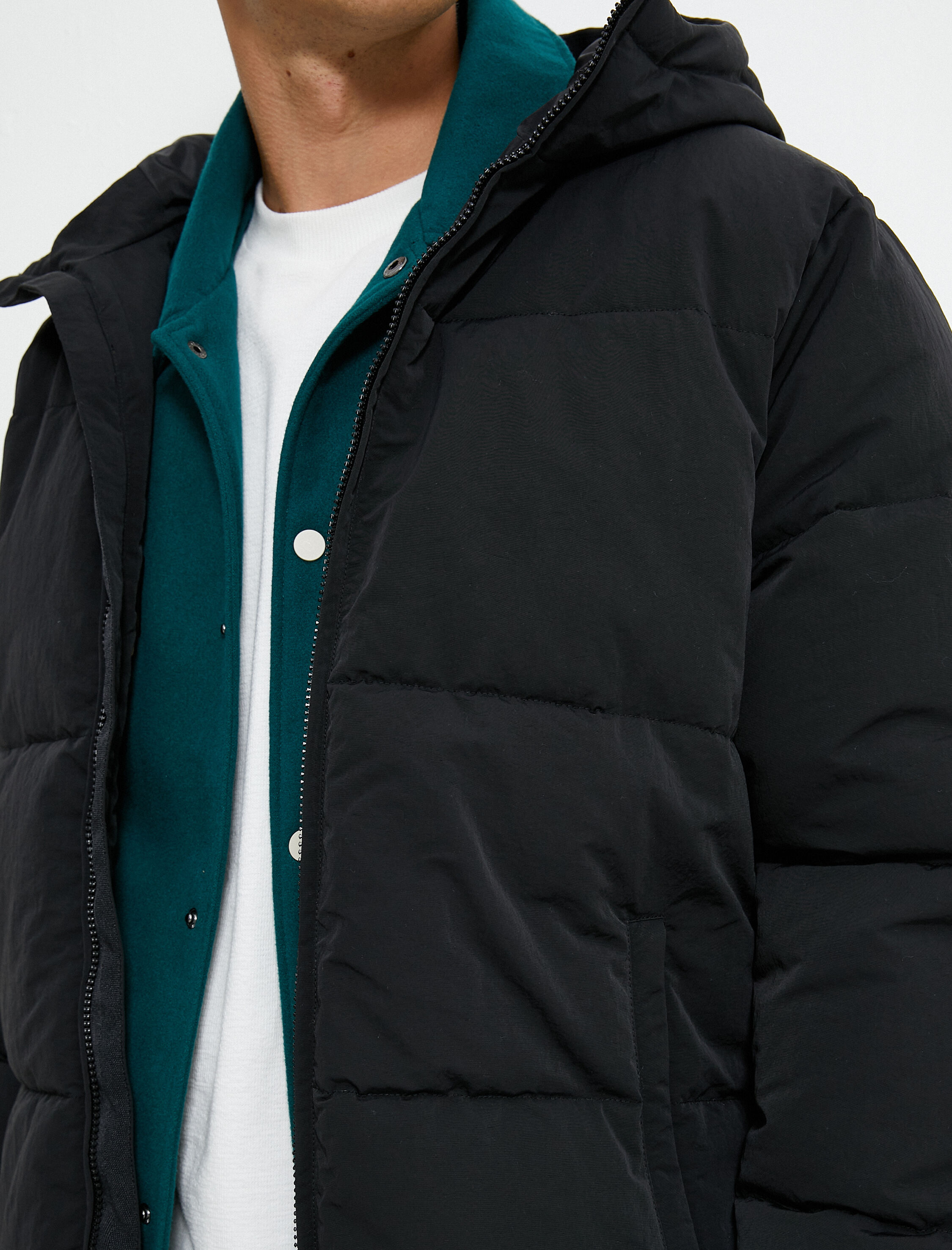   Şişme Mont Kapşonlu Cep Detaylı Fermuarlı