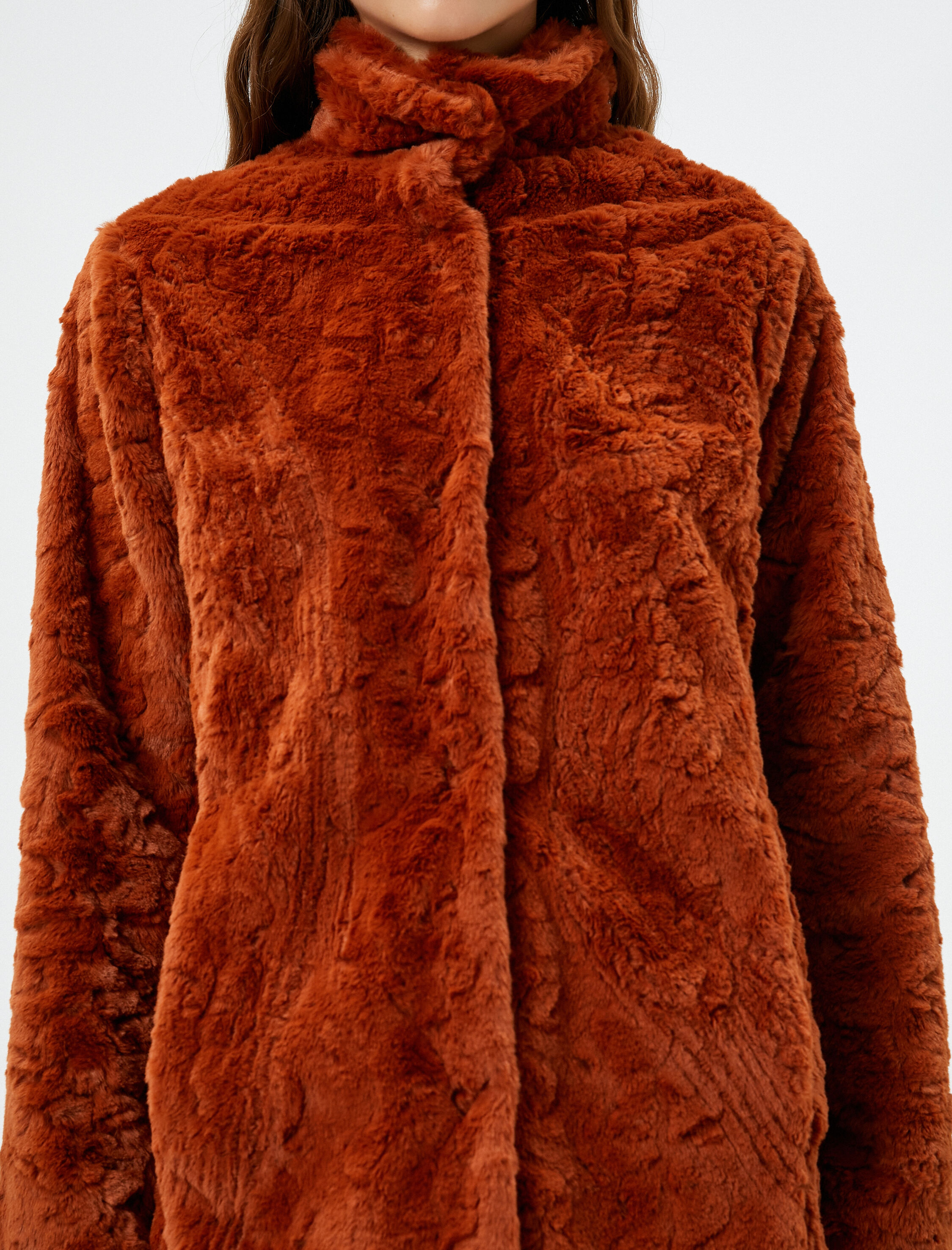   Peluş Mont Dik Yaka Cep Detaylı Astarlı