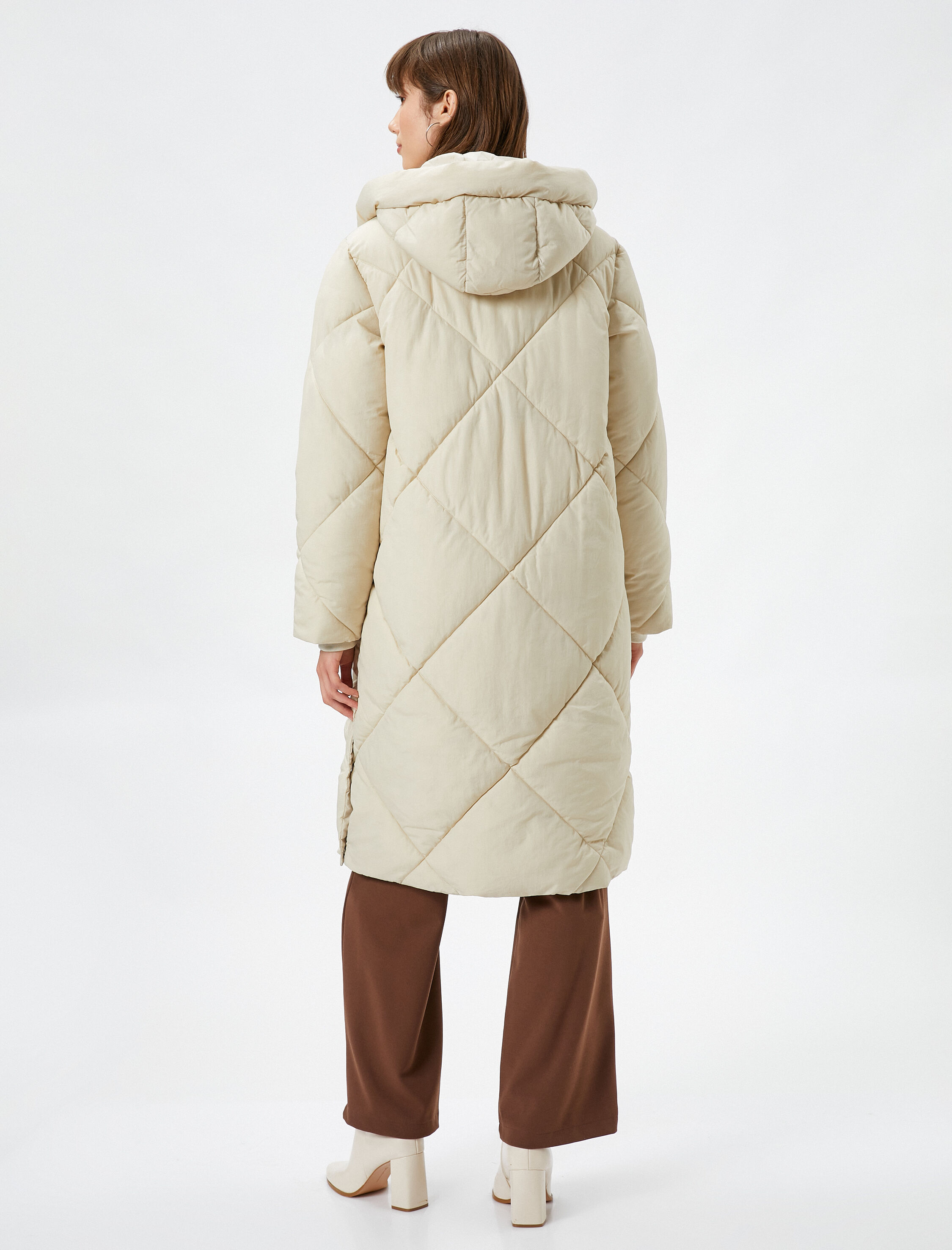   Midi Şişme Mont Kapitoneli Kapüşonlu Cep Detaylı Bağcıklı