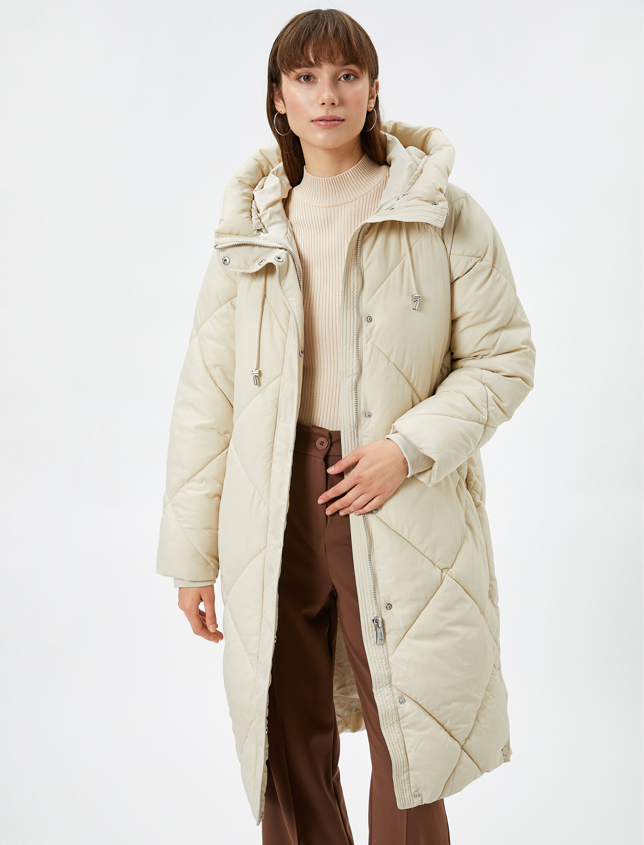   Midi Şişme Mont Kapitoneli Kapüşonlu Cep Detaylı Bağcıklı