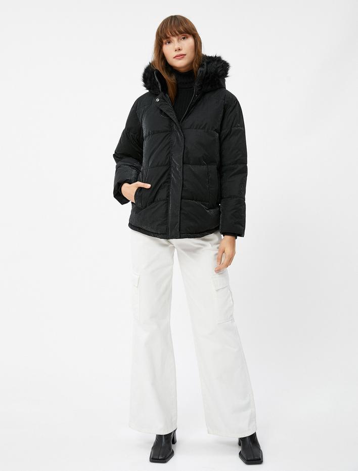  Şişme Mont Kapüşonlu Suni Kürk Detaylı Fermuarlı Cepli