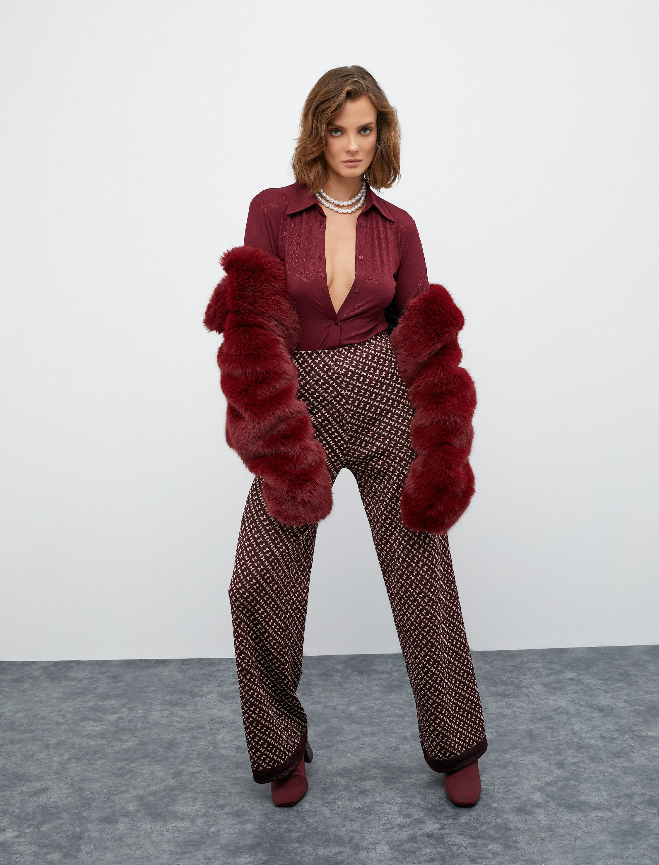   Melis Ağazat X Koton - Uzun Kollu Düğmeli Simli Gömlek