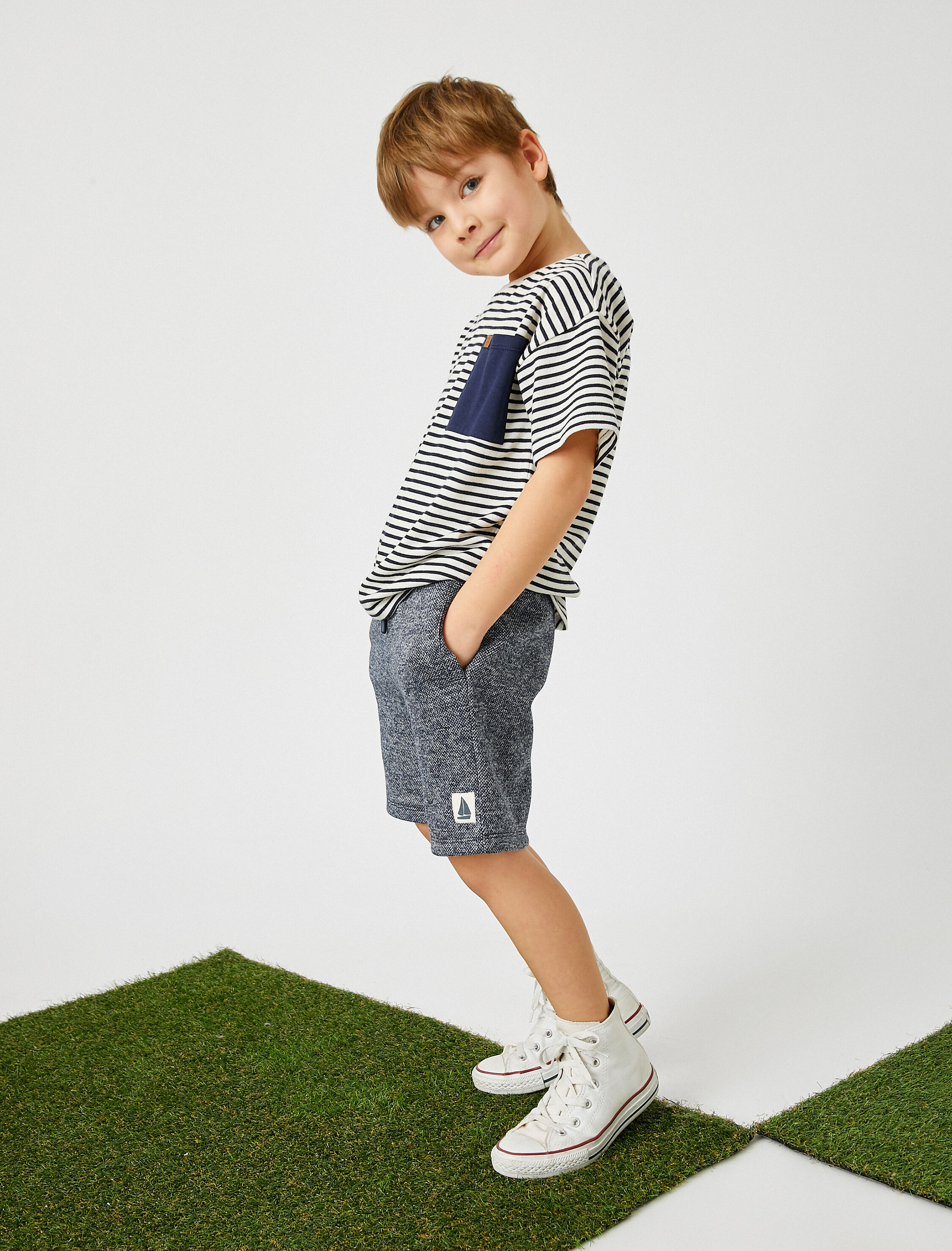  Erkek Çocuk Şort Diz Üstü Beli Lastikli Cepli