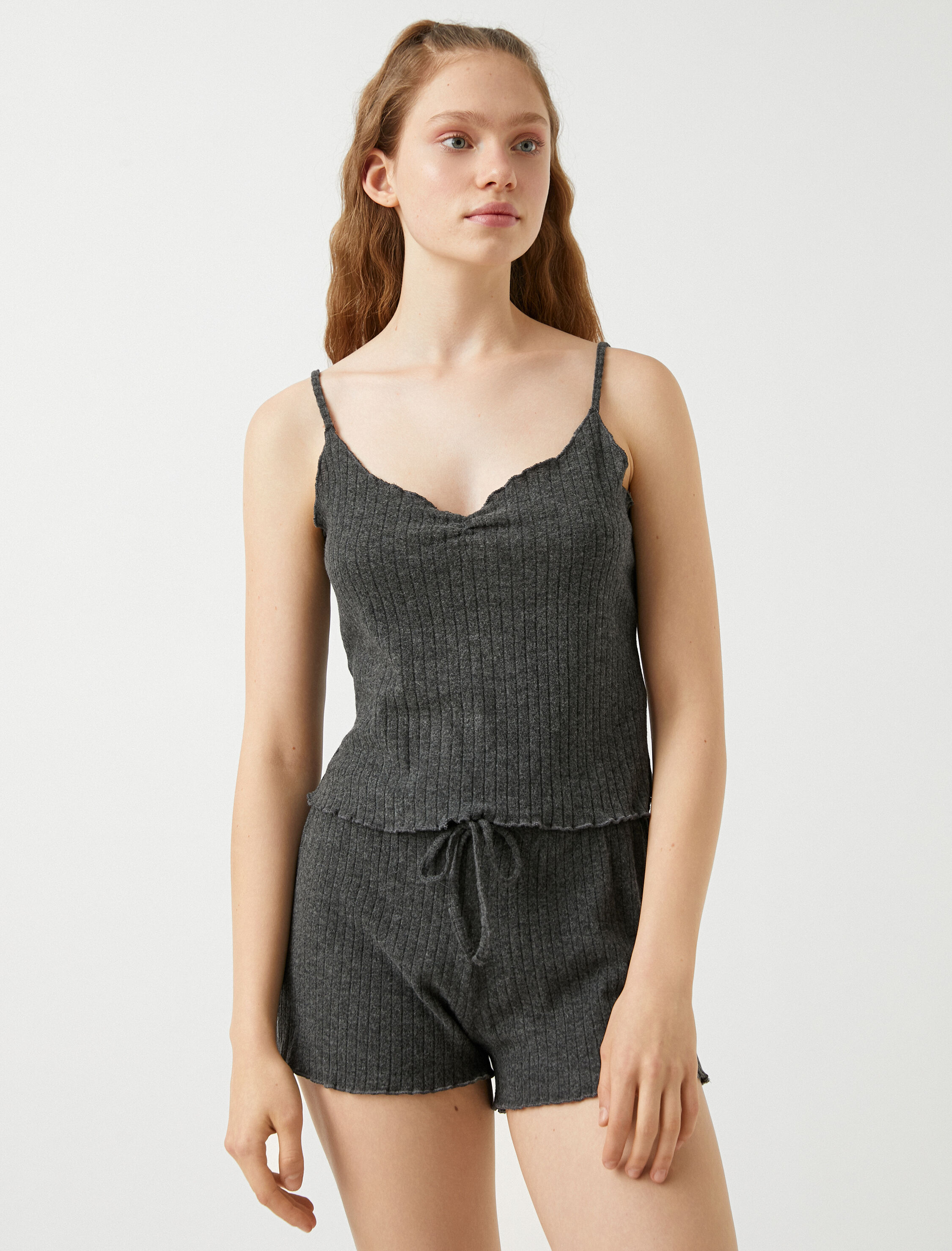   Büzgülü Atlet İnce Askılı