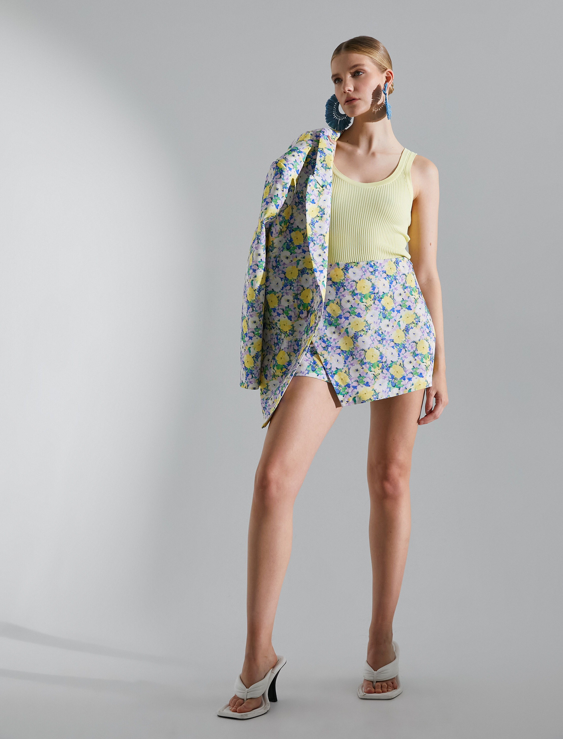   Melis Ağazat X Koton - Çiçekli Mini Şort Etek