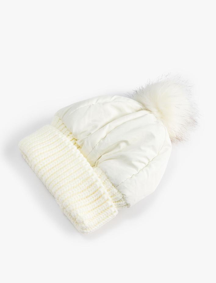 Kadın Ponponlu Bere