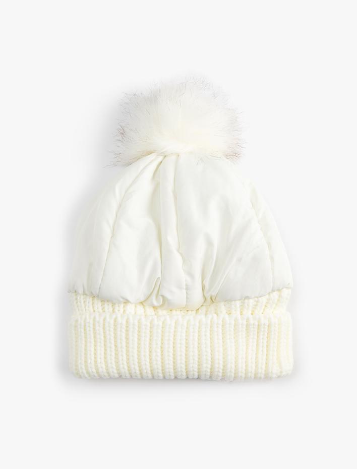 Kadın Ponponlu Bere