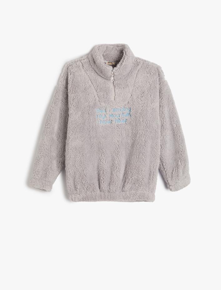 Erkek Çocuk Peluş Sweat Yarım Fermuar Detaylı Dik Yaka İşlemeli Beli ve Manşetleri Lastikli