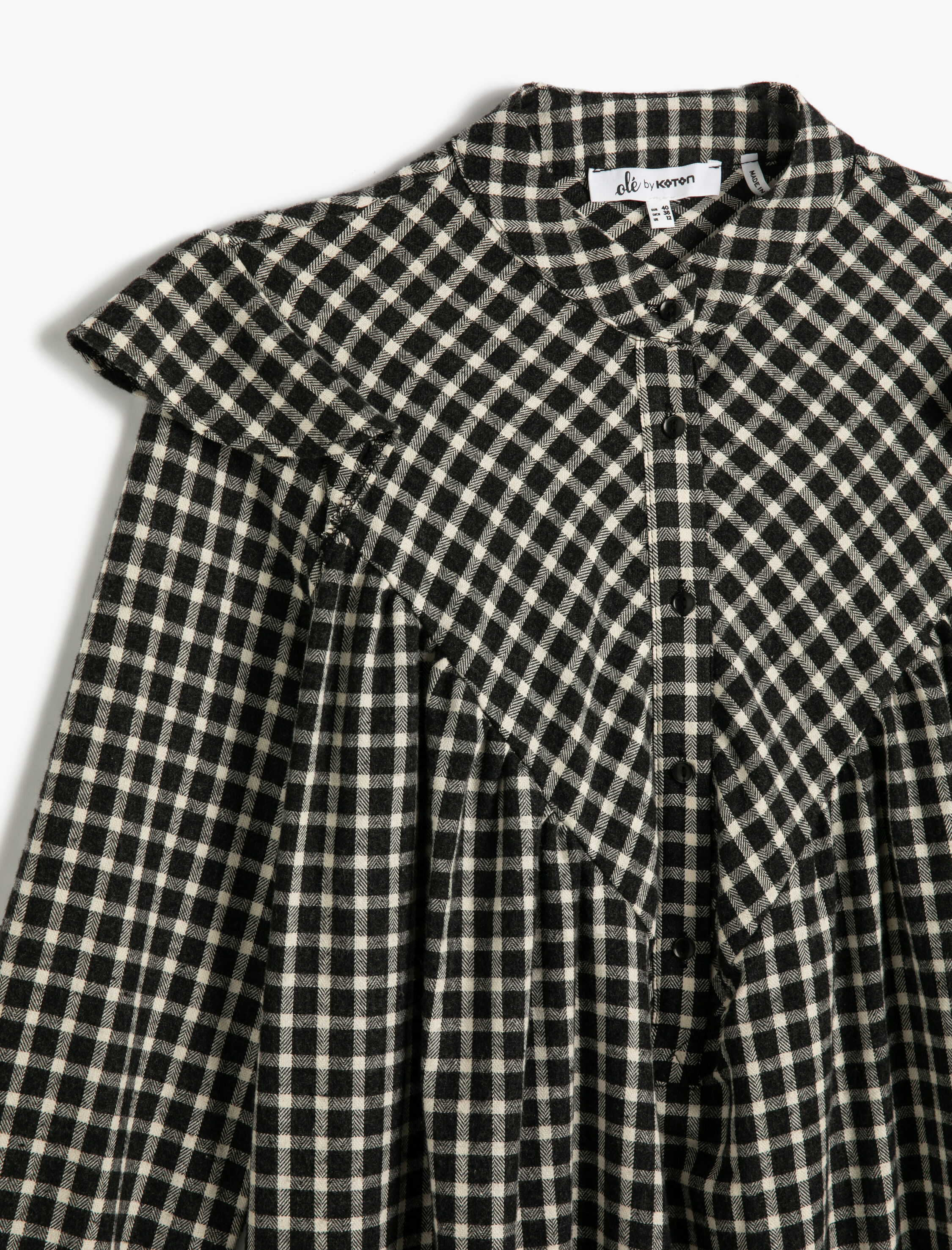   Mini Gömlek Elbise Fırfırlı Yumuşak Dokulu Uzun Kollu Dik Yaka Yarım Düğmeli