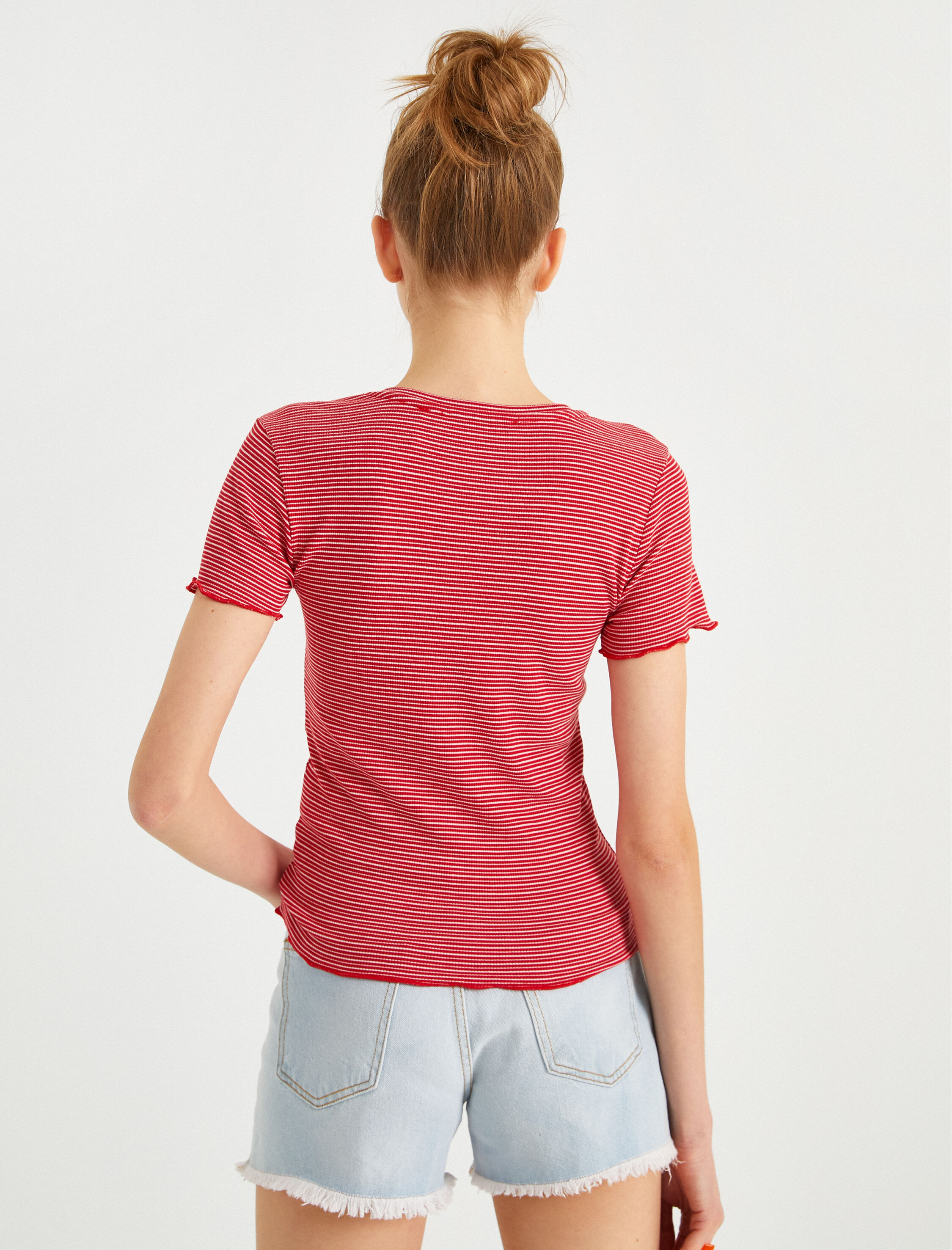   Kısa Kollu Tişört