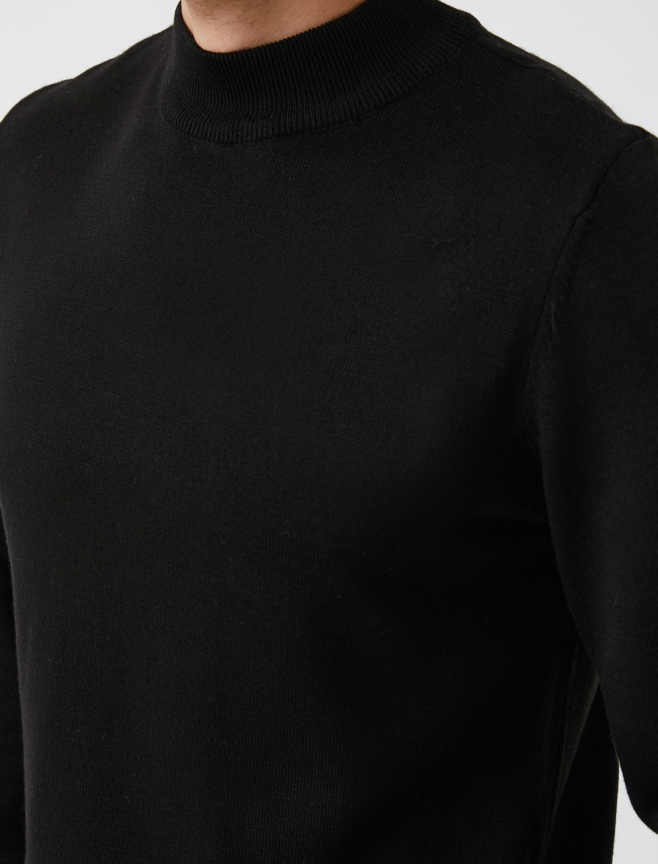   Basic Triko Kazak Yarım Balıkçı Yaka Uzun Kollu