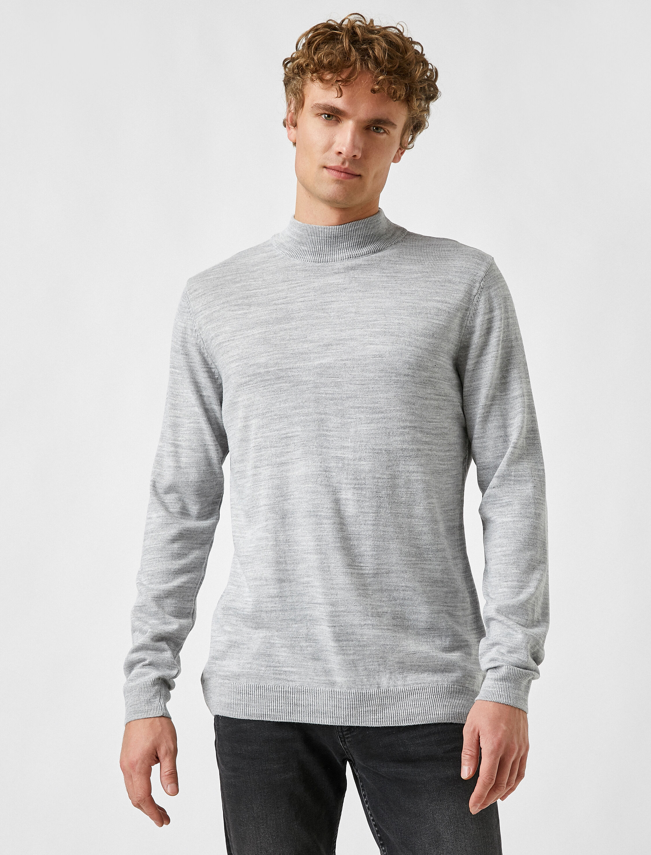 Basic Triko Kazak Yarım Balıkçı Yaka Uzun Kollu