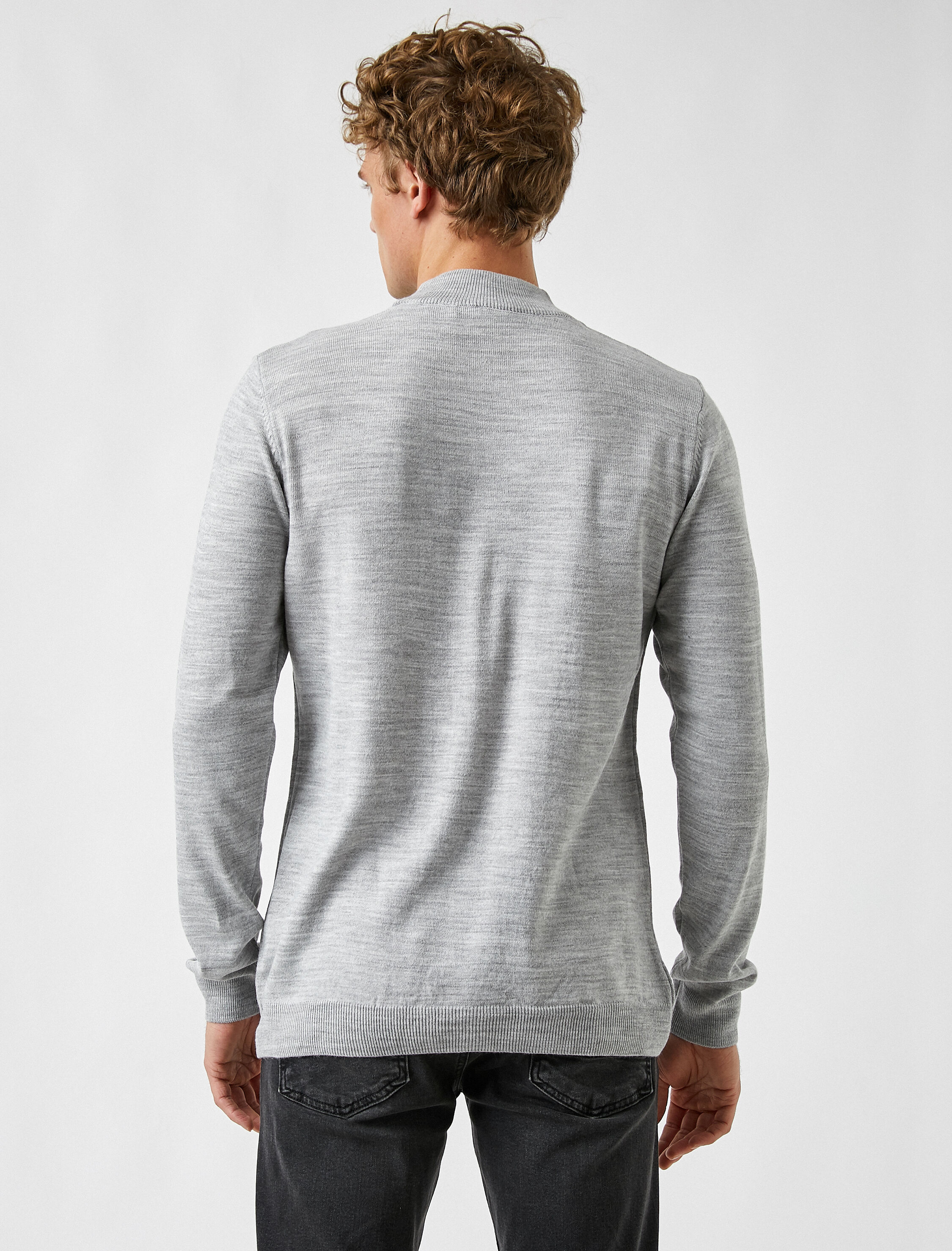 Basic Triko Kazak Yarım Balıkçı Yaka Uzun Kollu