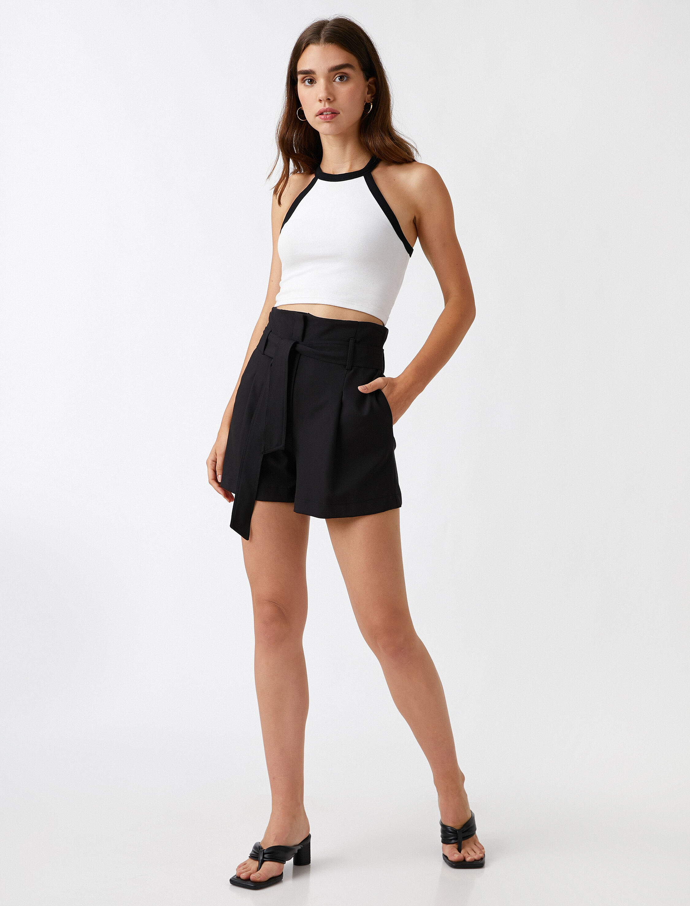   Beli Kuşaklı Şort Yüksek Bel