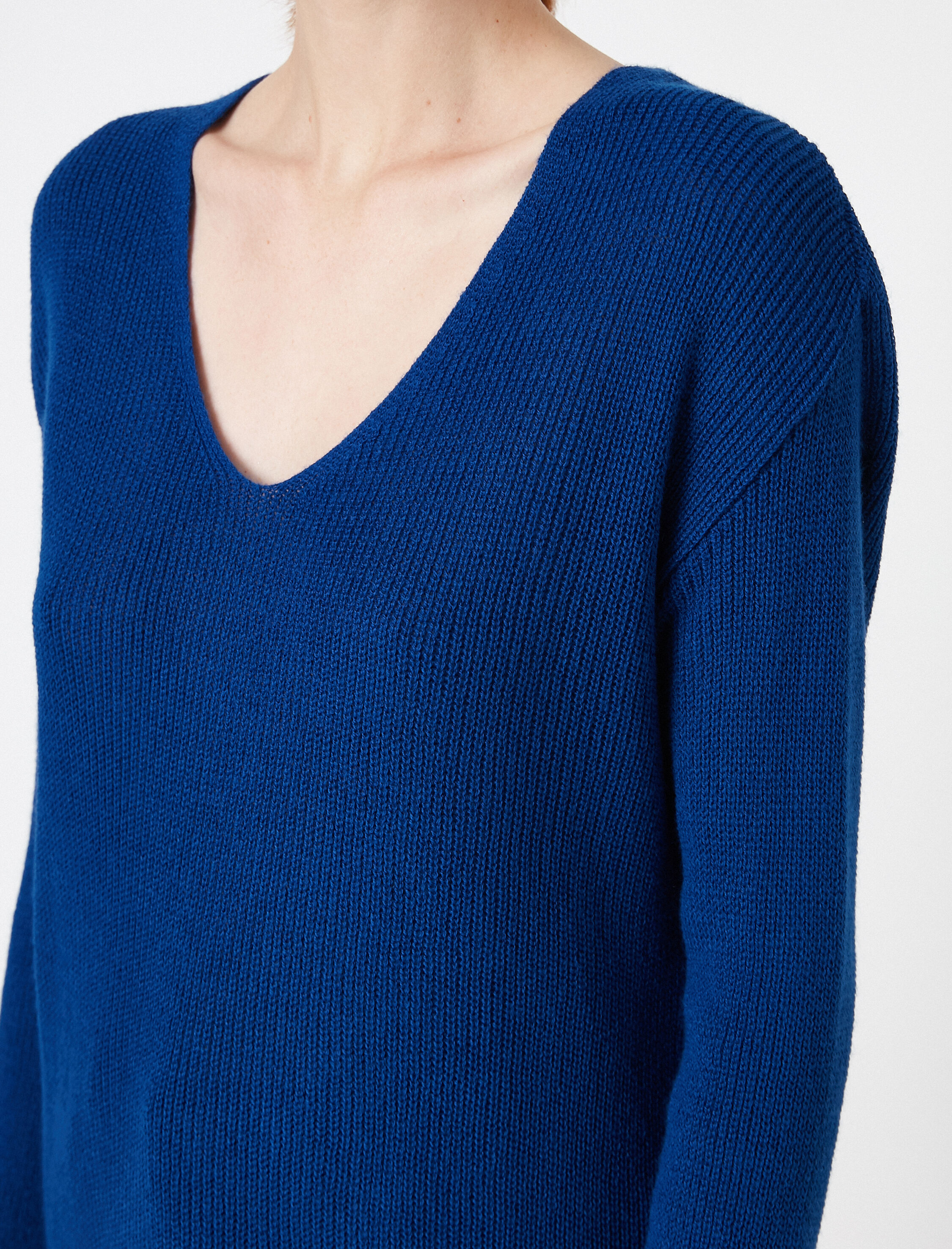   V Yaka Uzun Kollu Triko Kazak