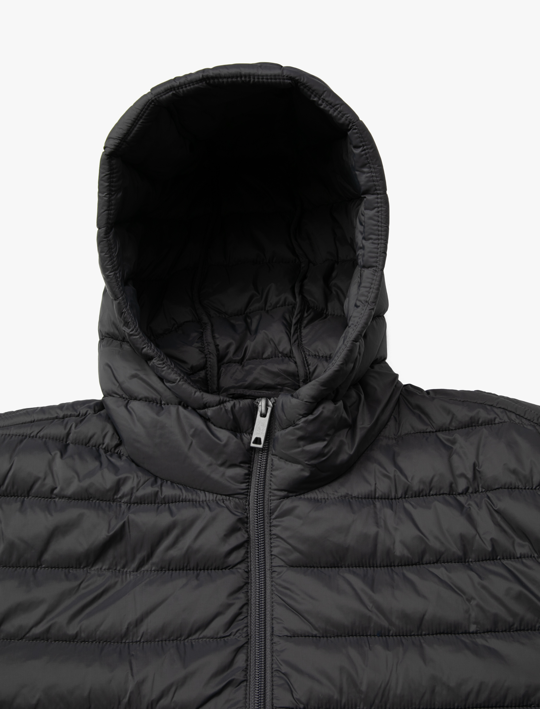 Şişme Mont Mevsimlik Kapşonlu Fermuarlı Cep Detaylı