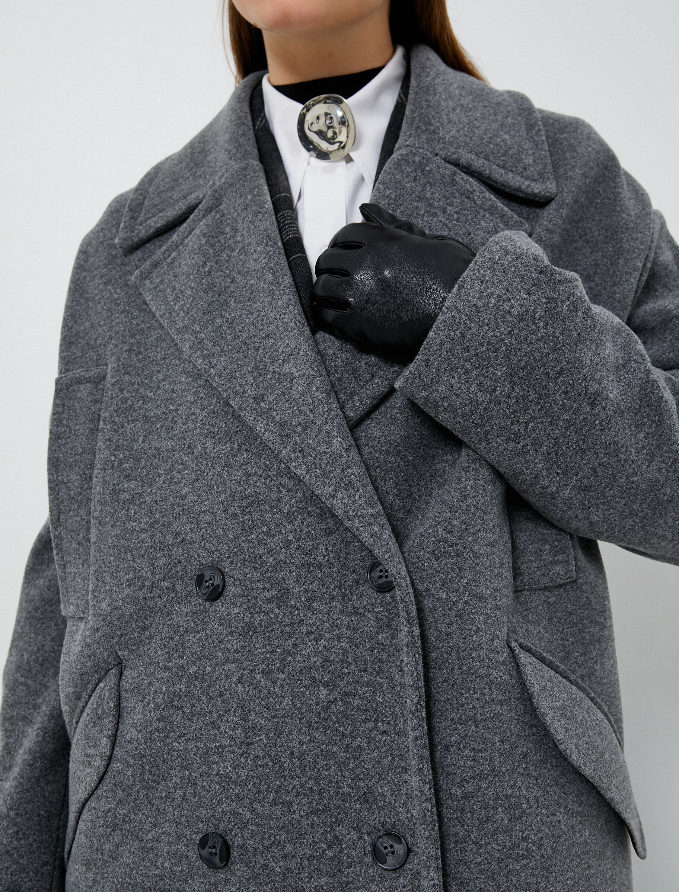   Uzun Kaşe Kaban Kruvaze Yaka Düğmeli Cepli