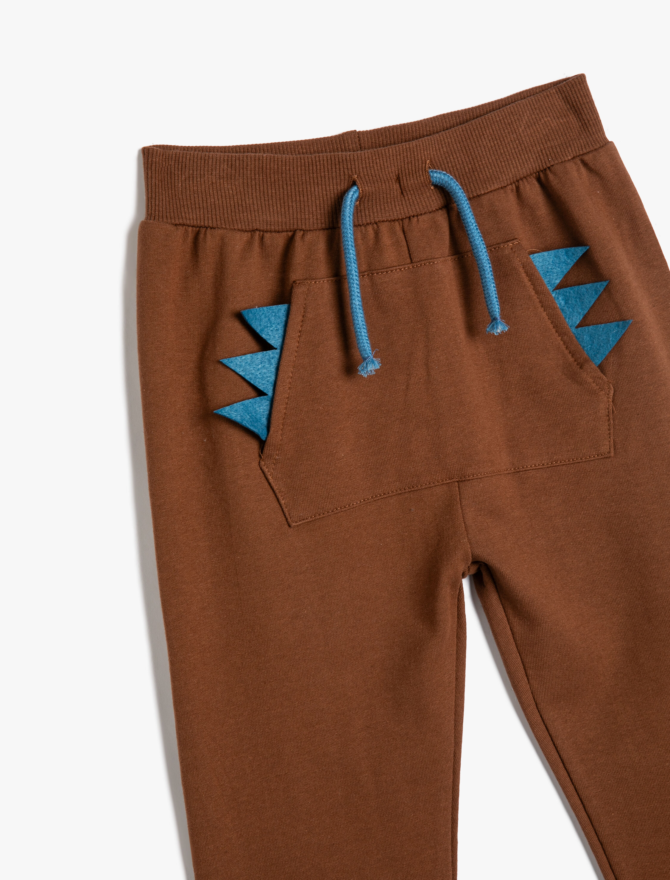  Erkek Bebek Jogger Eşofman Altı Aplike Detaylı Beli Bağlamalı Pamuklu