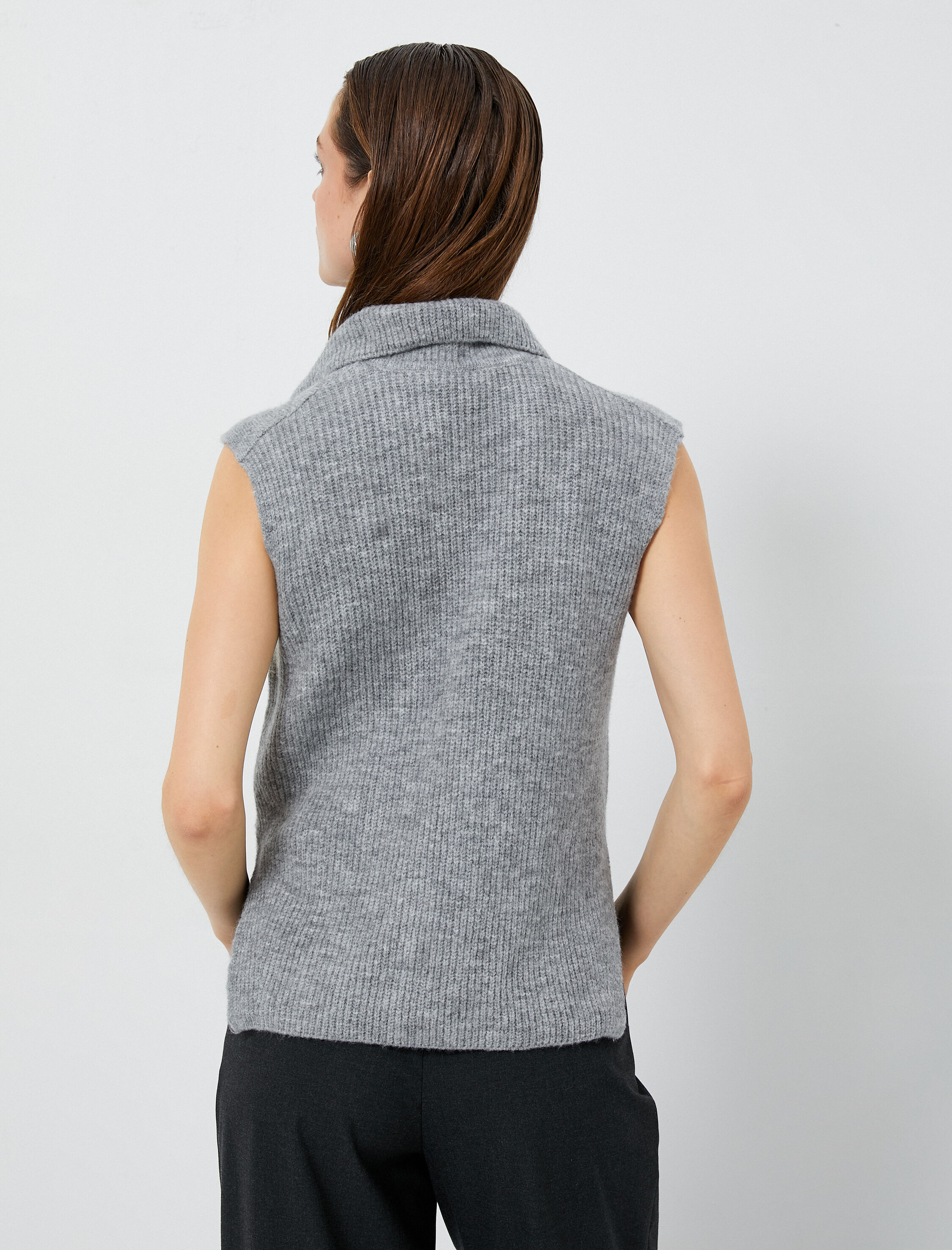   Örgü Süveter Polo Yaka Yanları Yırtmaç Detaylı