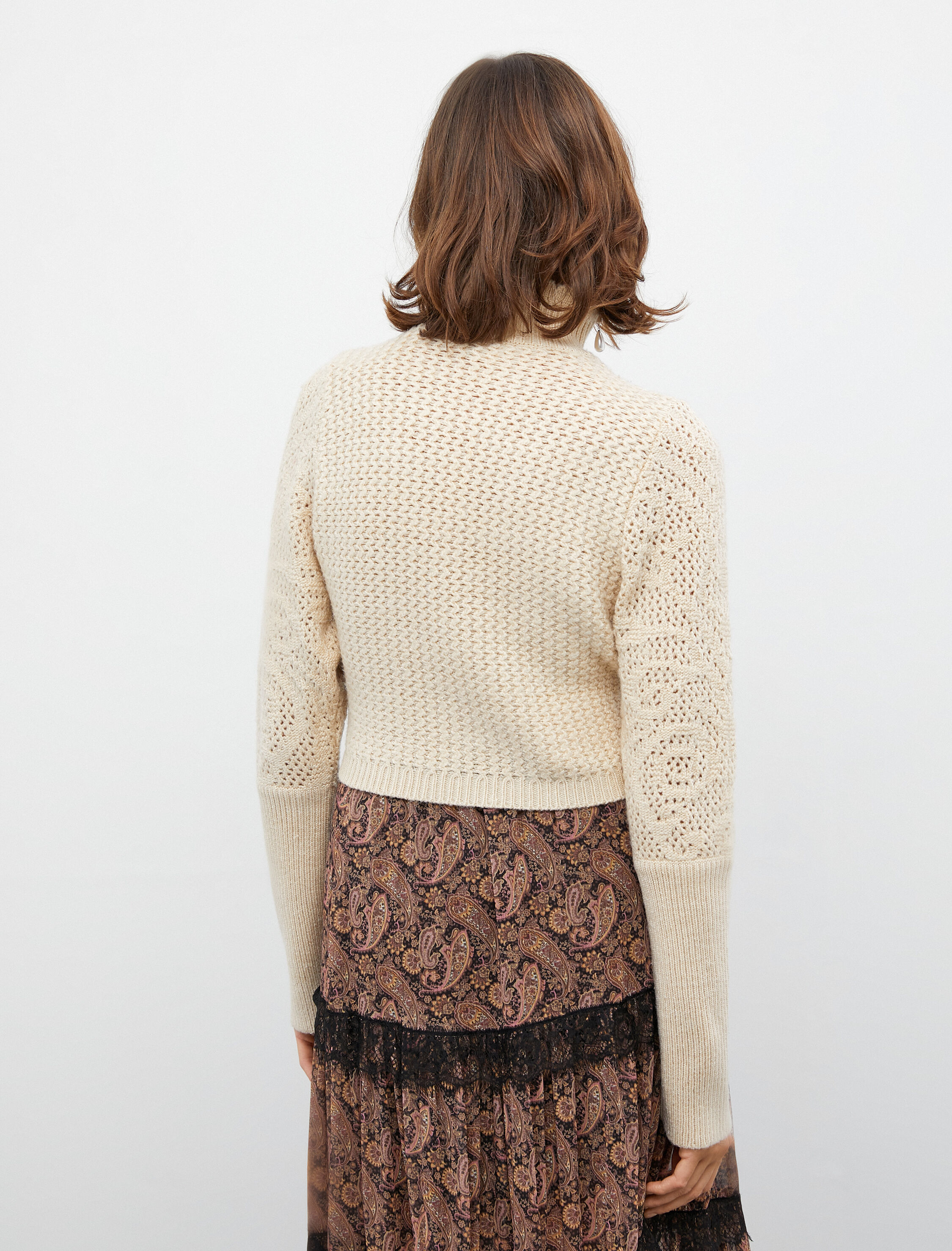   Melis Ağazat X Koton - Dokulu Ajurlu Boğazlı Kazak Triko