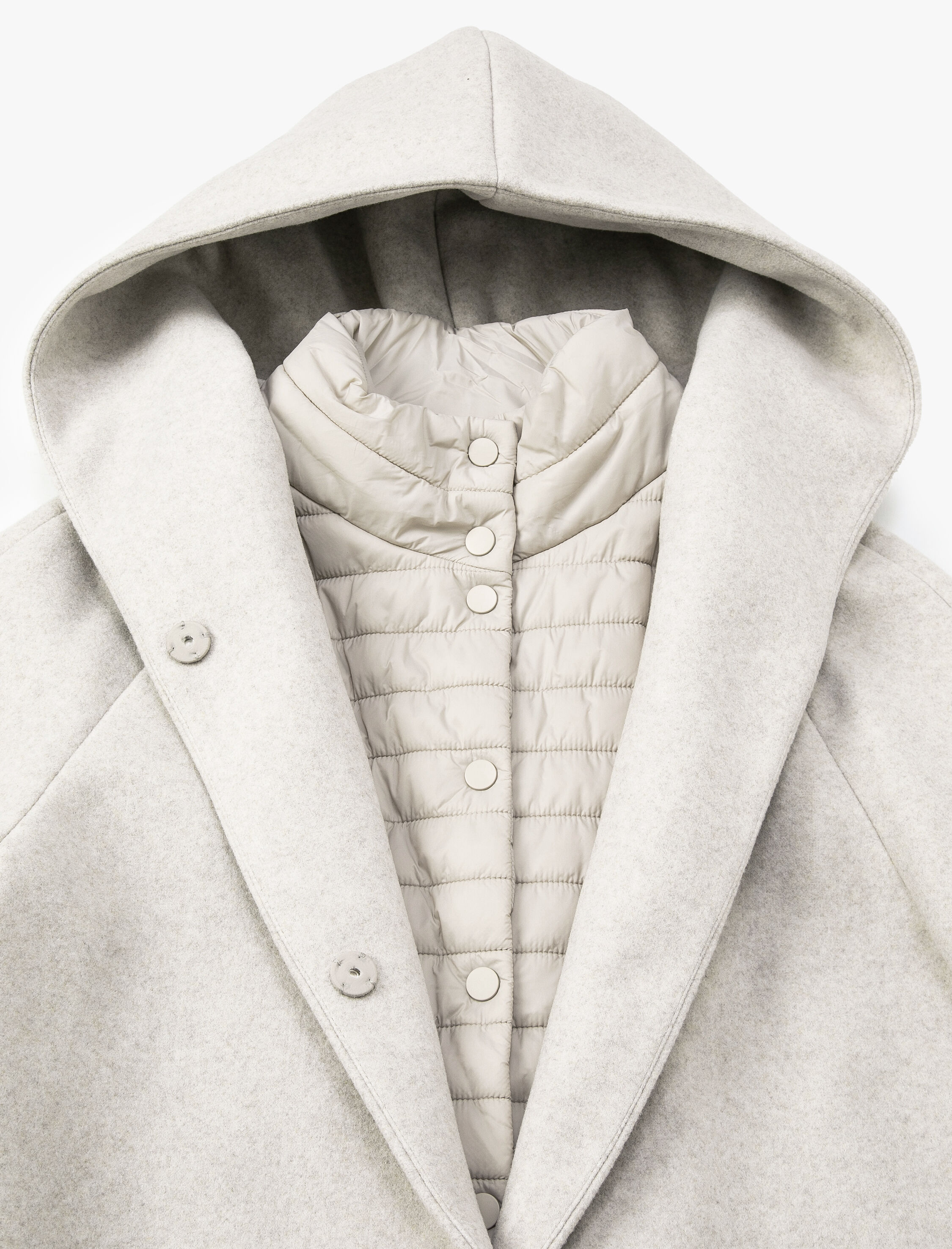   Kaşe Kaban İki Parça Görünümlü