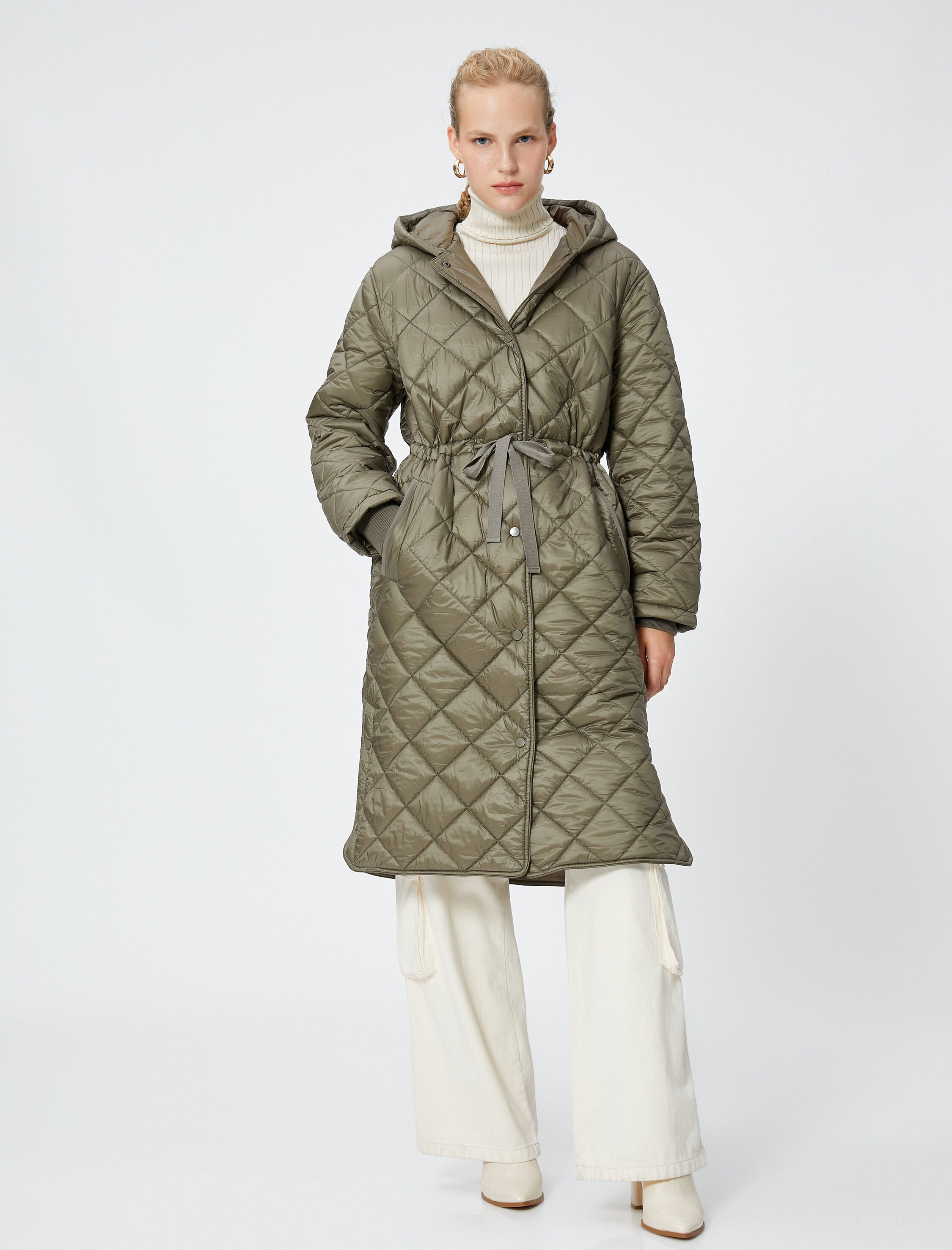   Şişme Mont Kapitone Kemerli Kapüşonlu