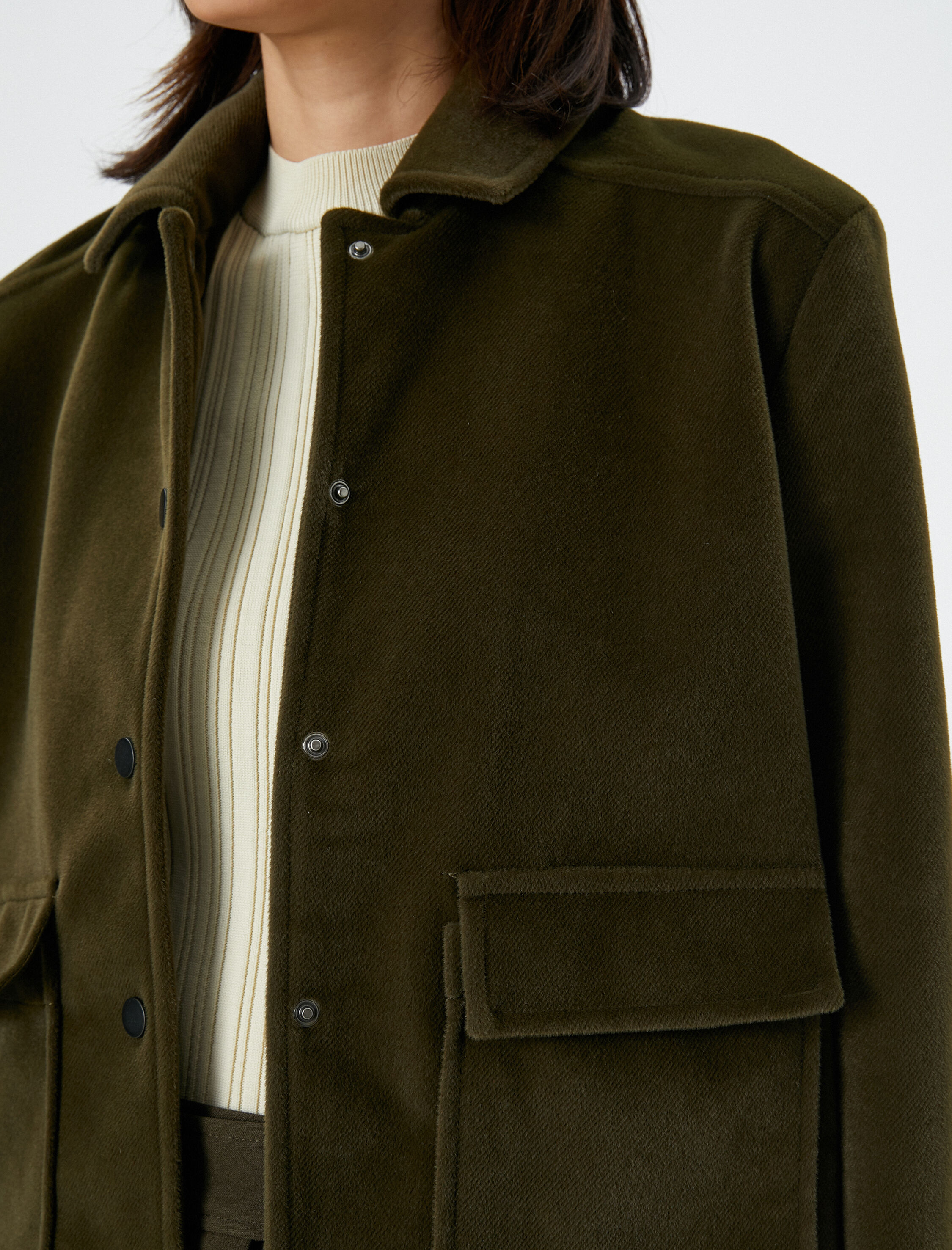   Kadife Ceket Cep Detaylı Çıtçıt Kapama