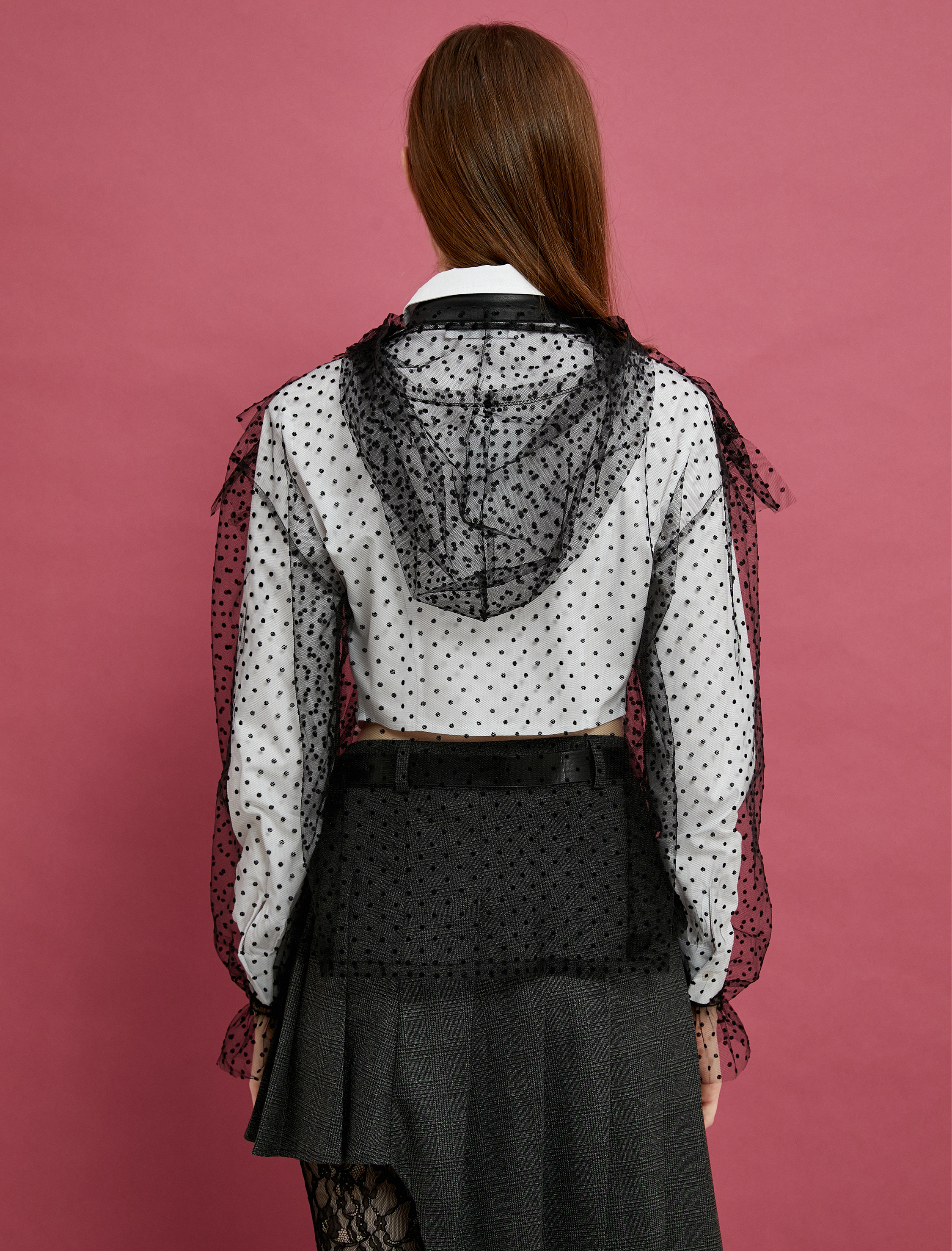   Kapşonlu Tül Transparan Bluz Fırfırlı Uzun Kollu Puantiyeli