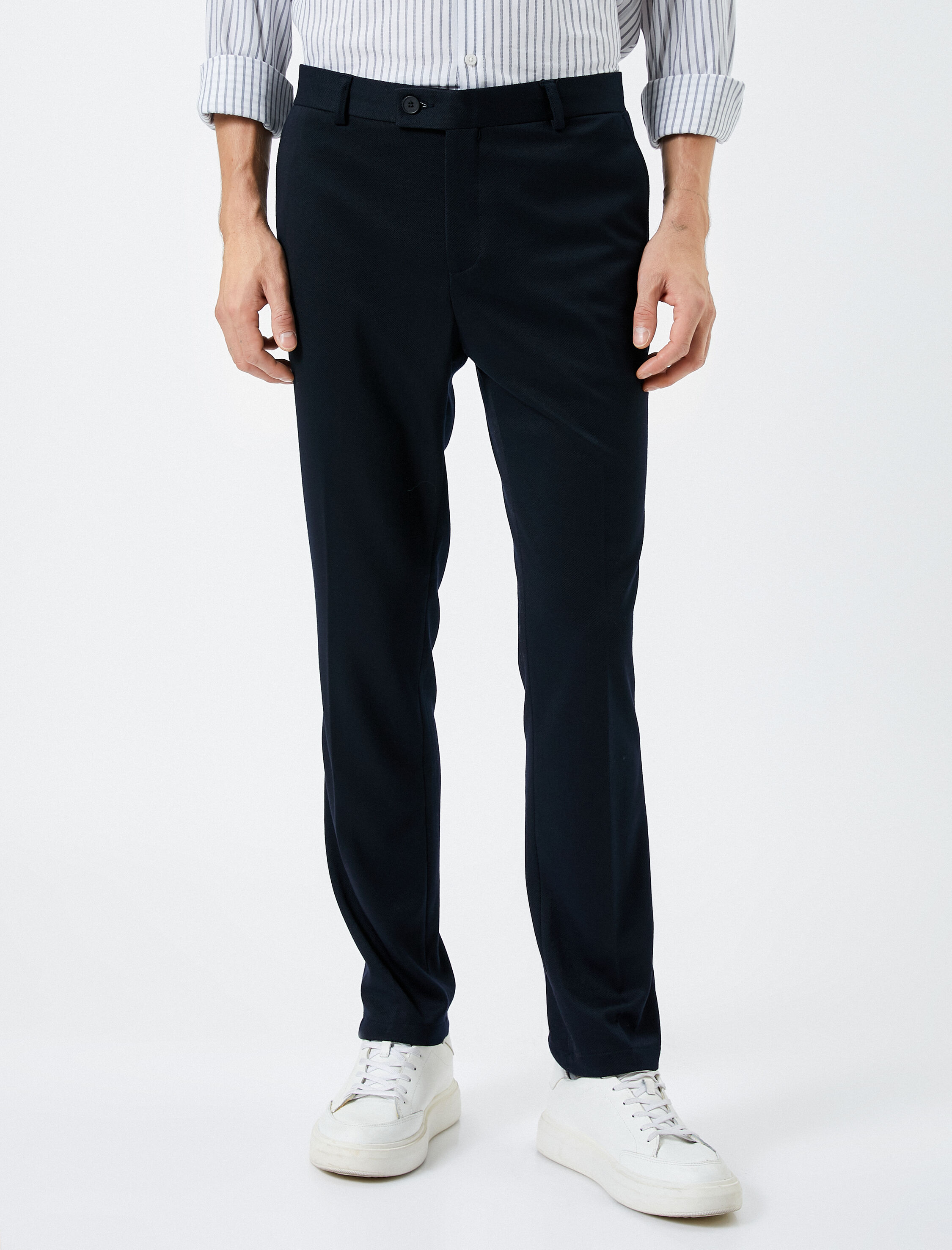   Basic Dokuma Pantolon Düğmeli Cep Detaylı