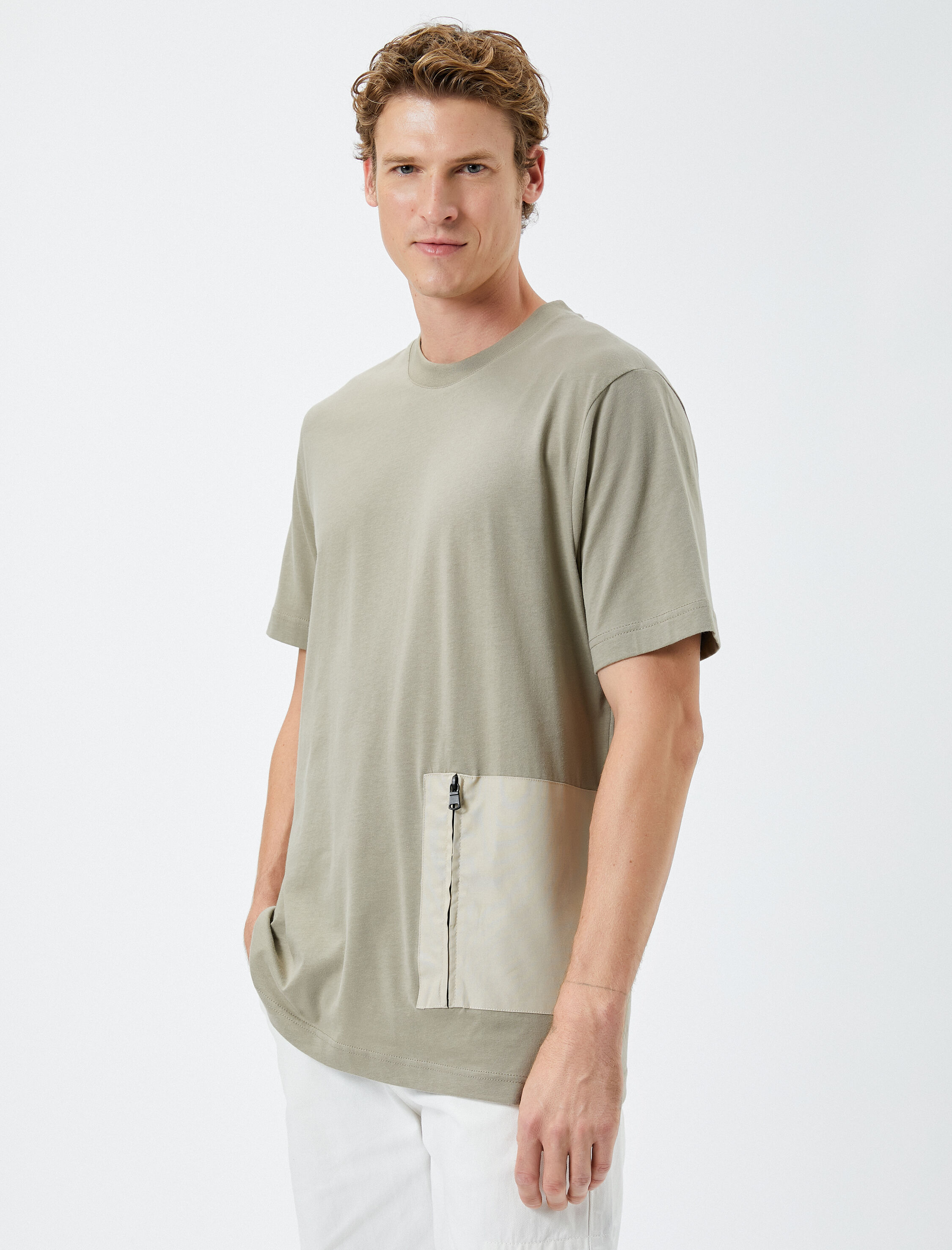   Bisiklet Yaka Tişört Fermuarlı Cep Detaylı Kısa Kollu