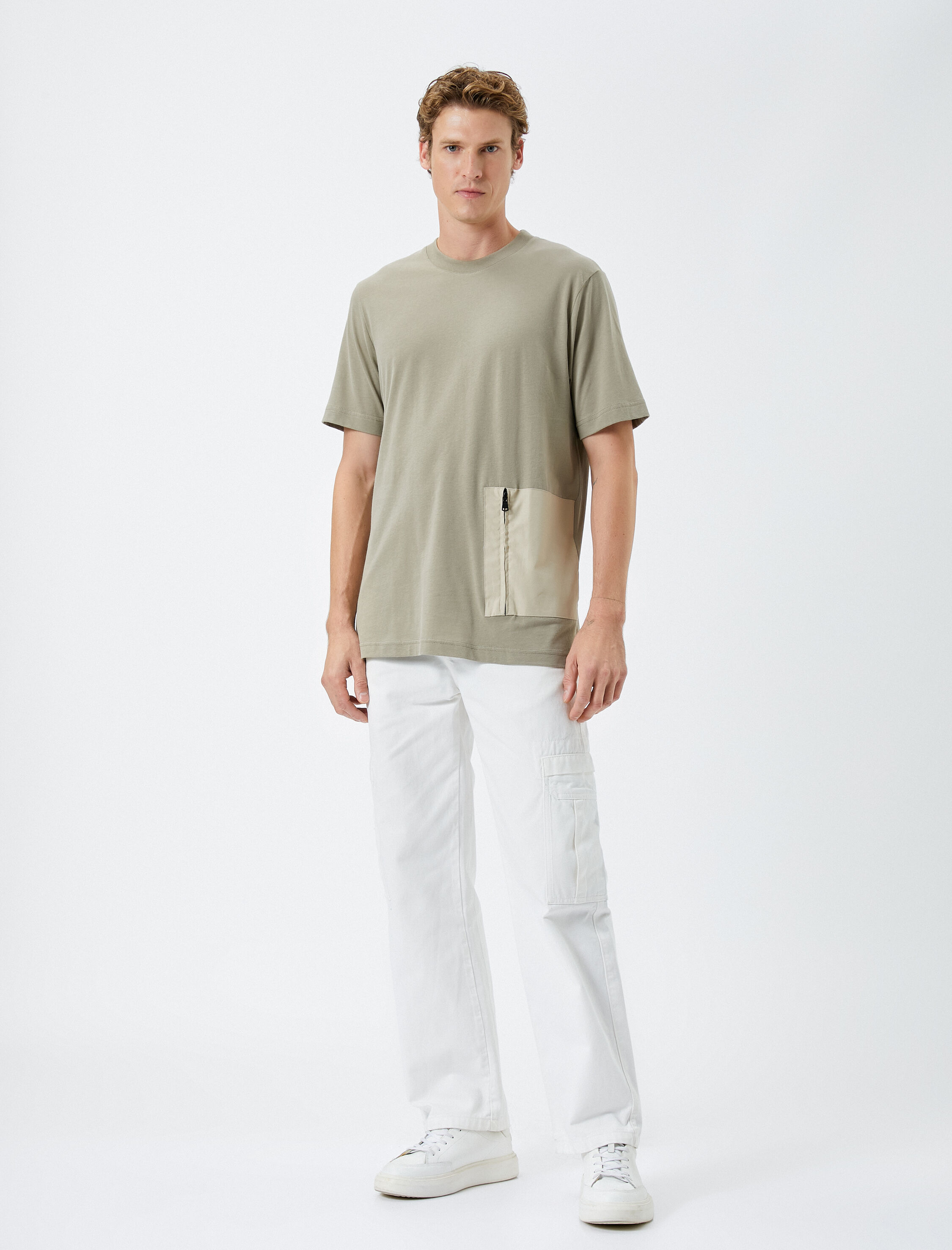   Bisiklet Yaka Tişört Fermuarlı Cep Detaylı Kısa Kollu