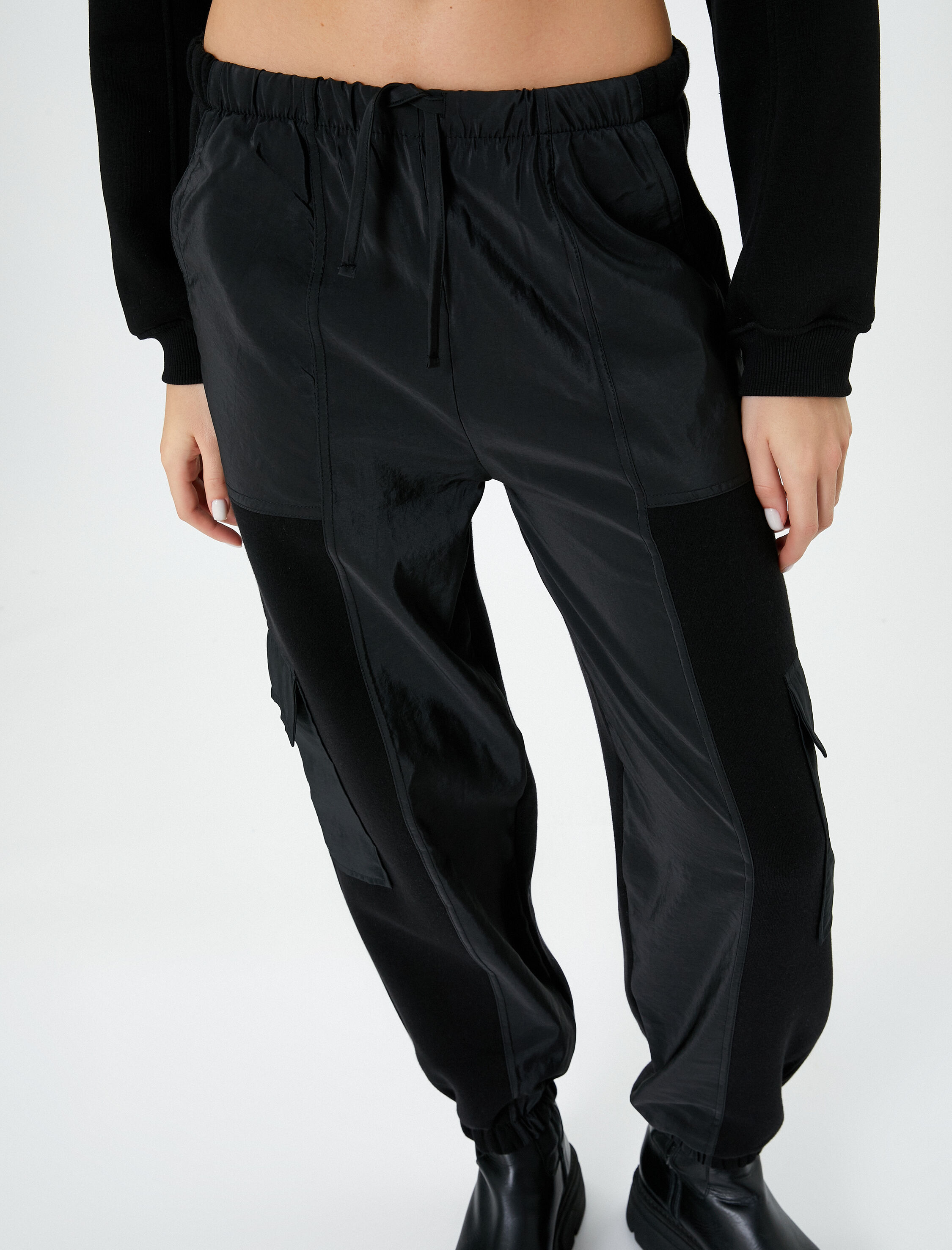   Şardonlu Jogger Kargo Pantolon Cepli Beli Bağlamalı Rahat Kesim