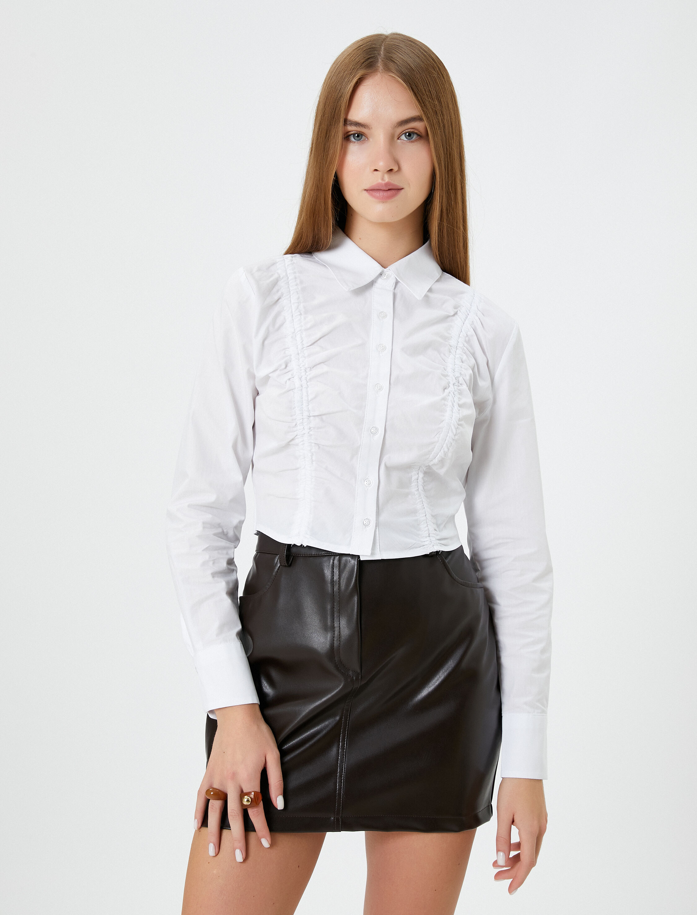   Crop Gömlek Uzun Kollu Büzgülü Arkası Gipe Detaylı Pamuklu