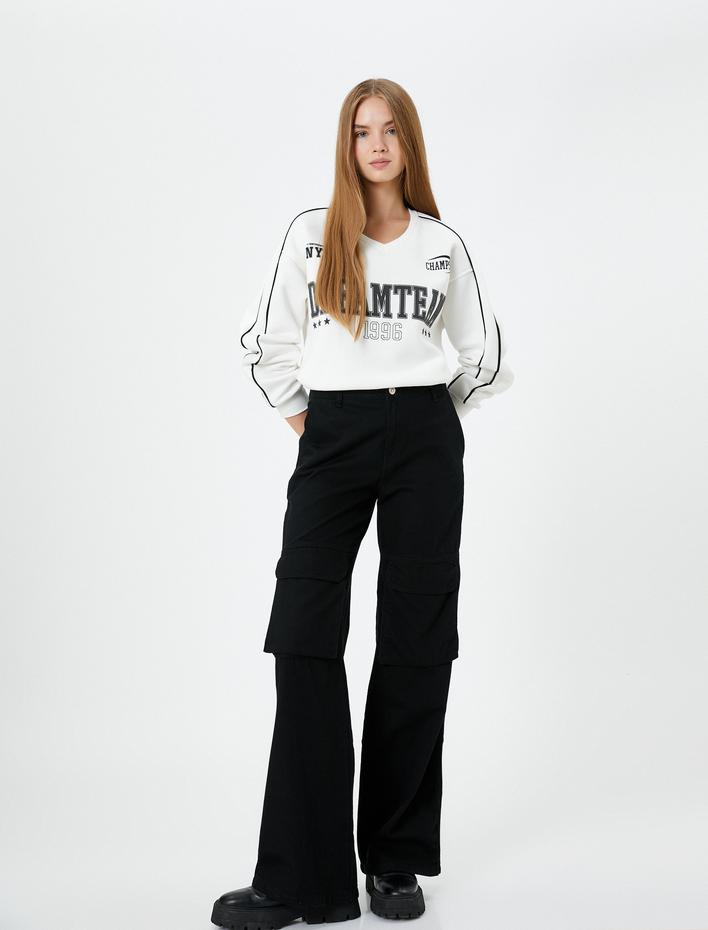  Şardonlu V Yaka Kolej Sweatshirt Baskılı Uzun Kollu