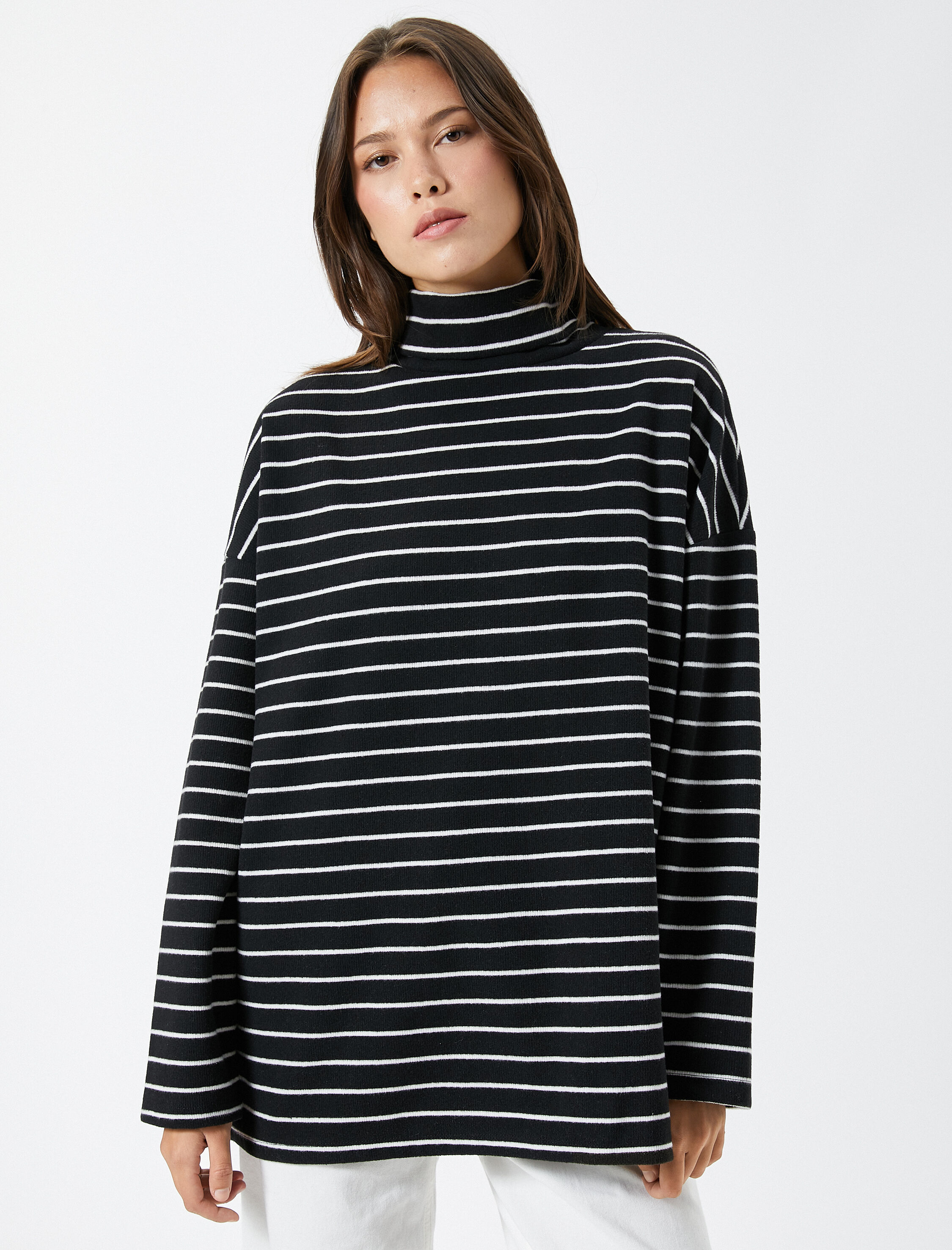   Boğazlı Kazak Uzun Kollu Düşük Omuzlu