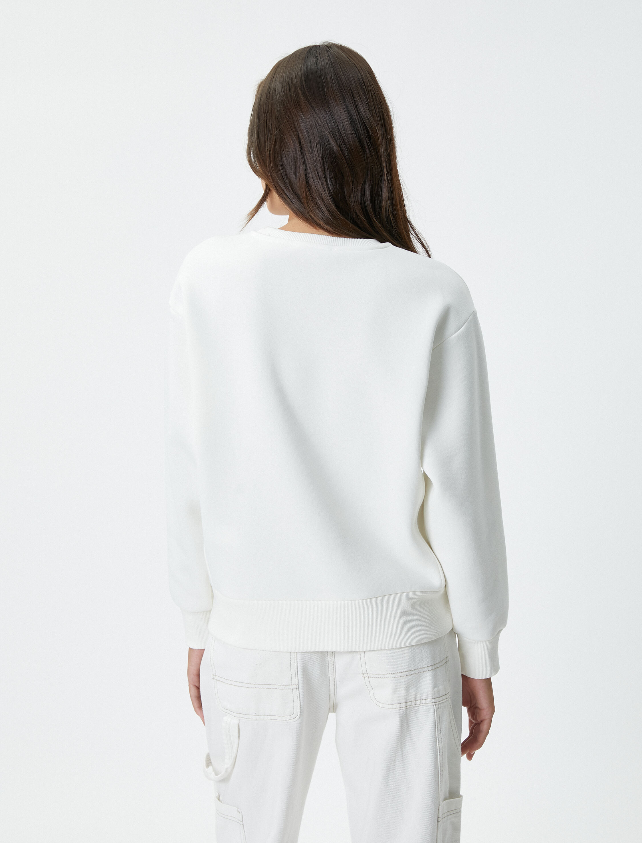   Bisiklet Yaka Sweatshirt Çiçek Nakış Detaylı Ribanalı