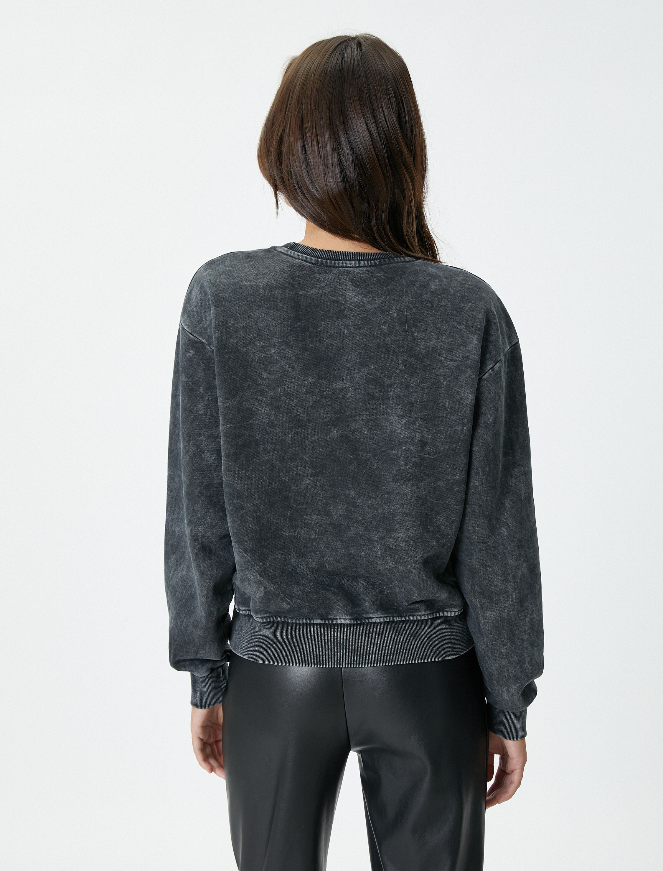   Bisiklet Yaka Sweatshirt Yıkamalı Ribanalı