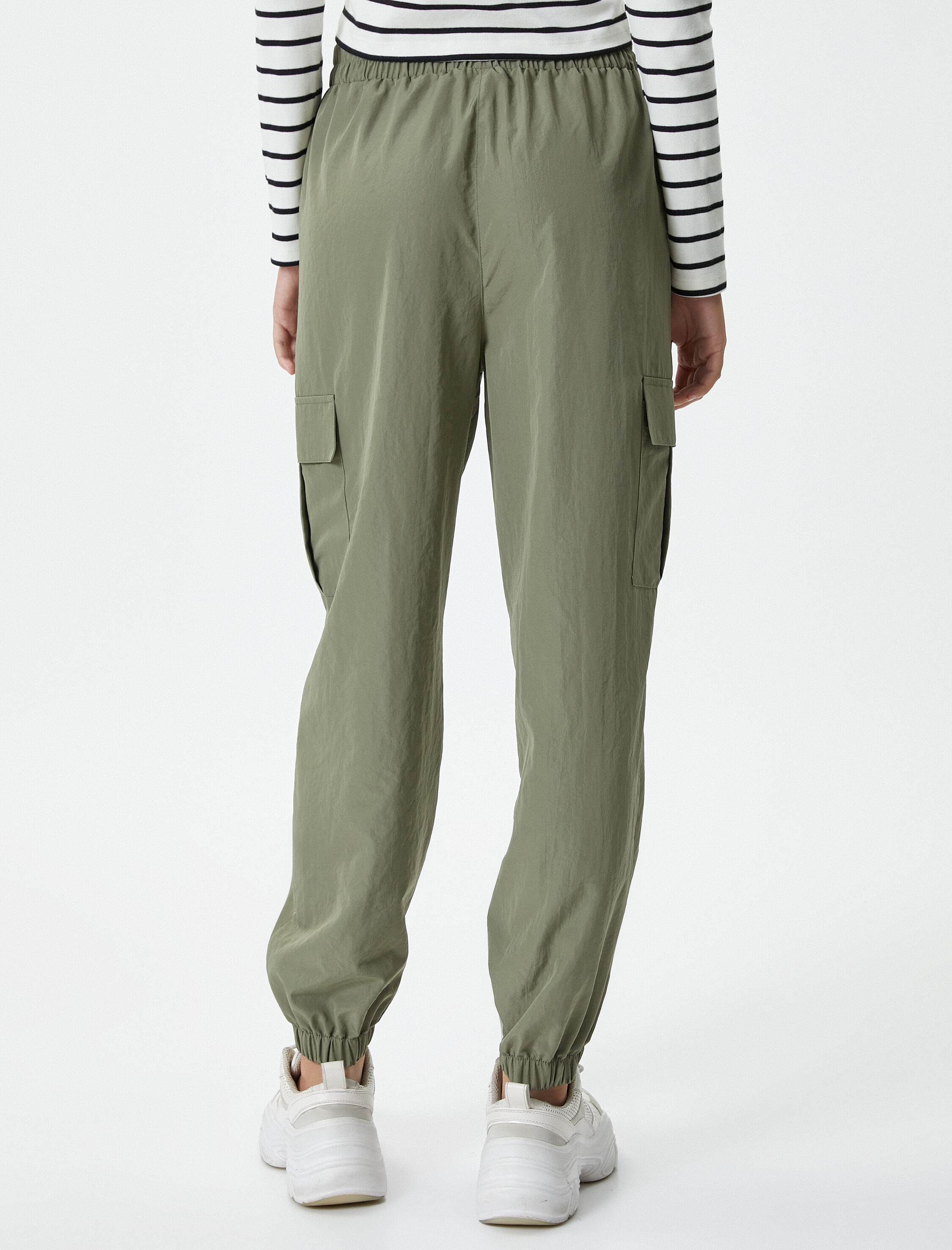   Kargo Pantolon Beli ve Paçası Lastikli Kapaklı Cepli