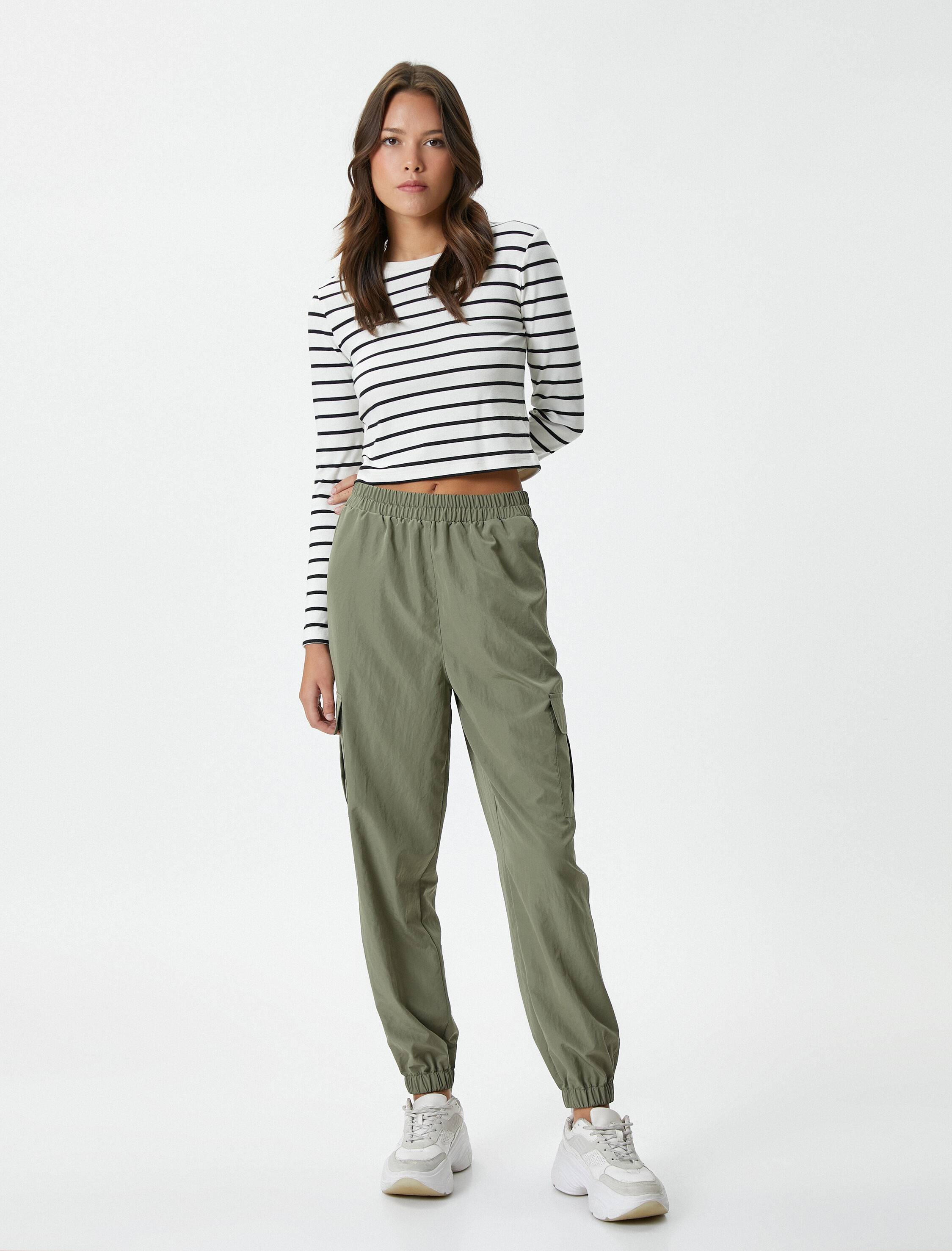   Kargo Pantolon Beli ve Paçası Lastikli Kapaklı Cepli